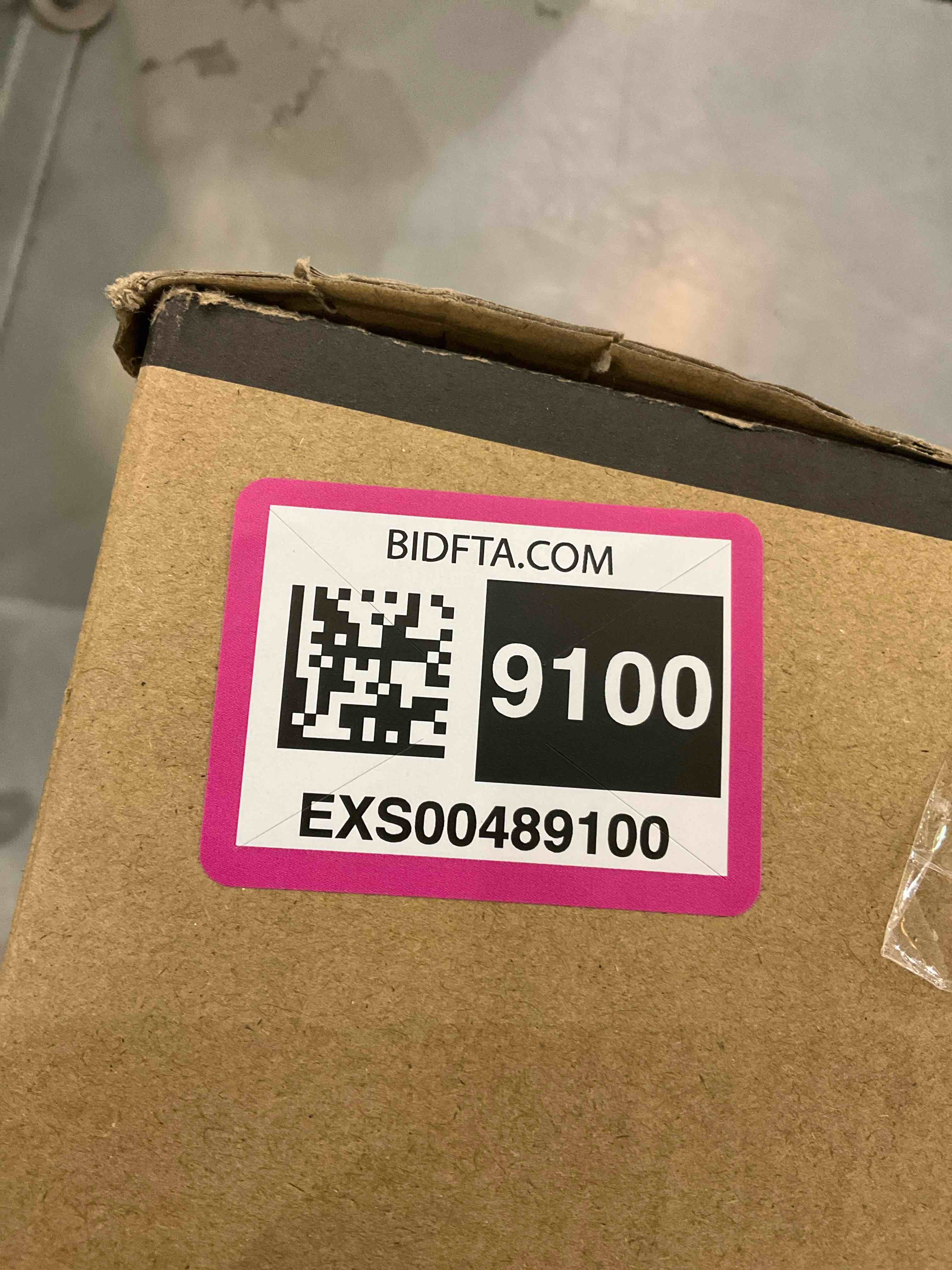 https://s3.amazonaws.com/lotting-images-prod/bidfta/EXS00489100_1695390687642.jpeg