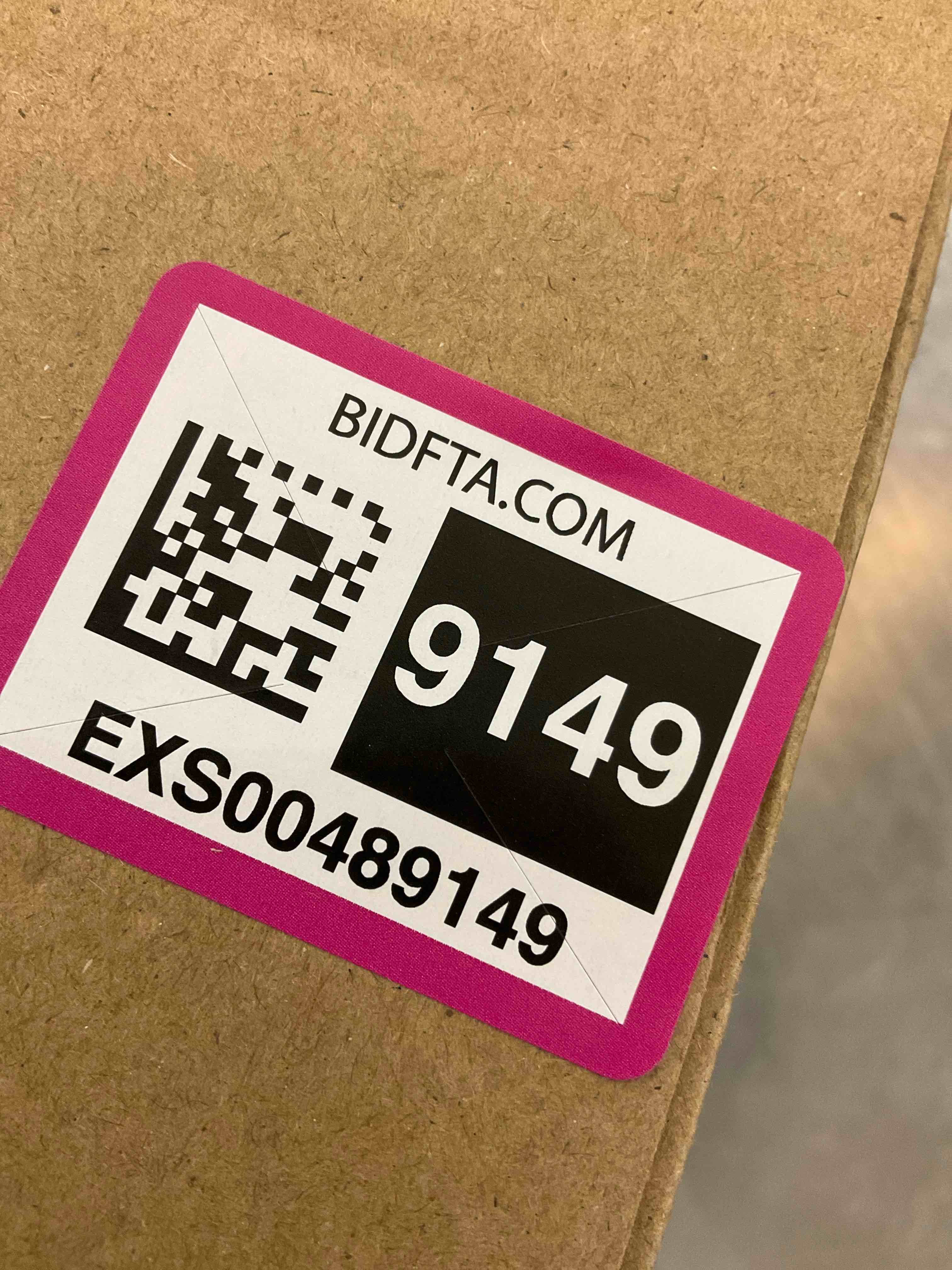 https://s3.amazonaws.com/lotting-images-prod/bidfta/EXS00489149_1695395216089.jpeg
