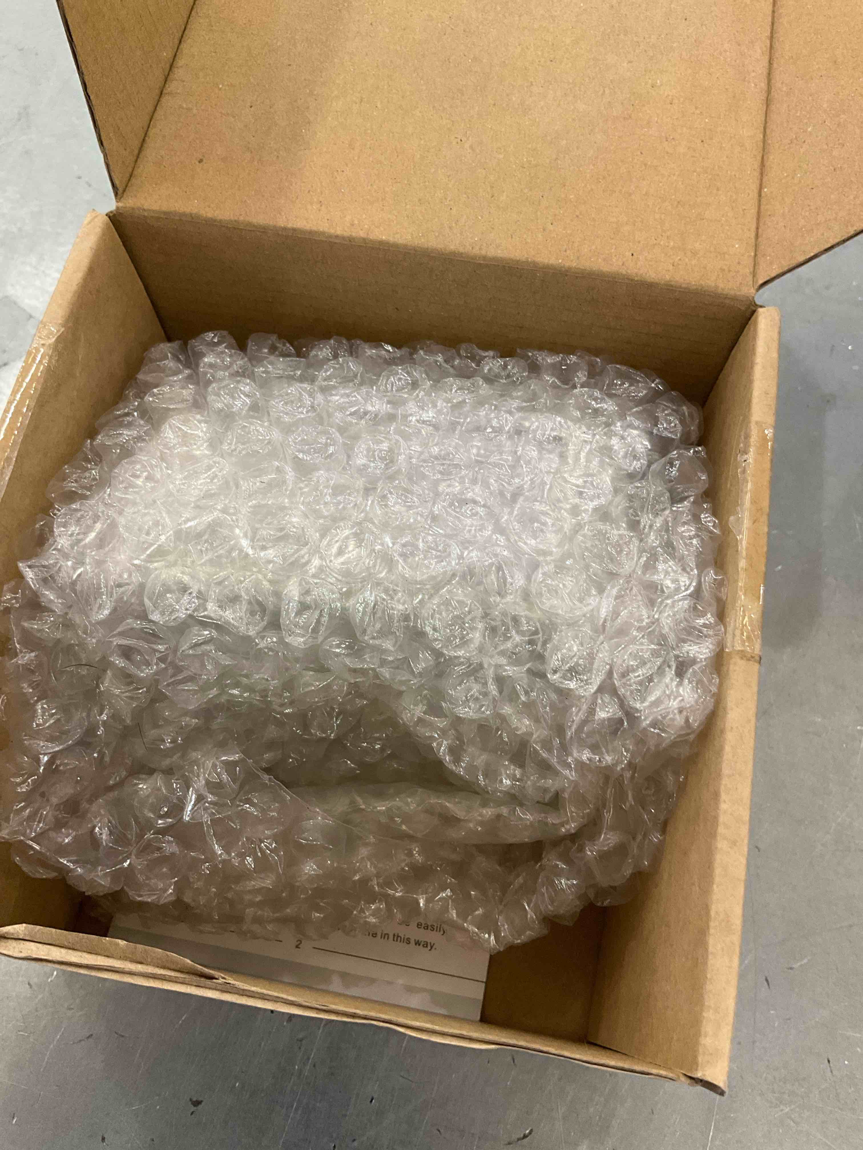 https://s3.amazonaws.com/lotting-images-prod/bidfta/EXS00489772_1695748384716.jpeg