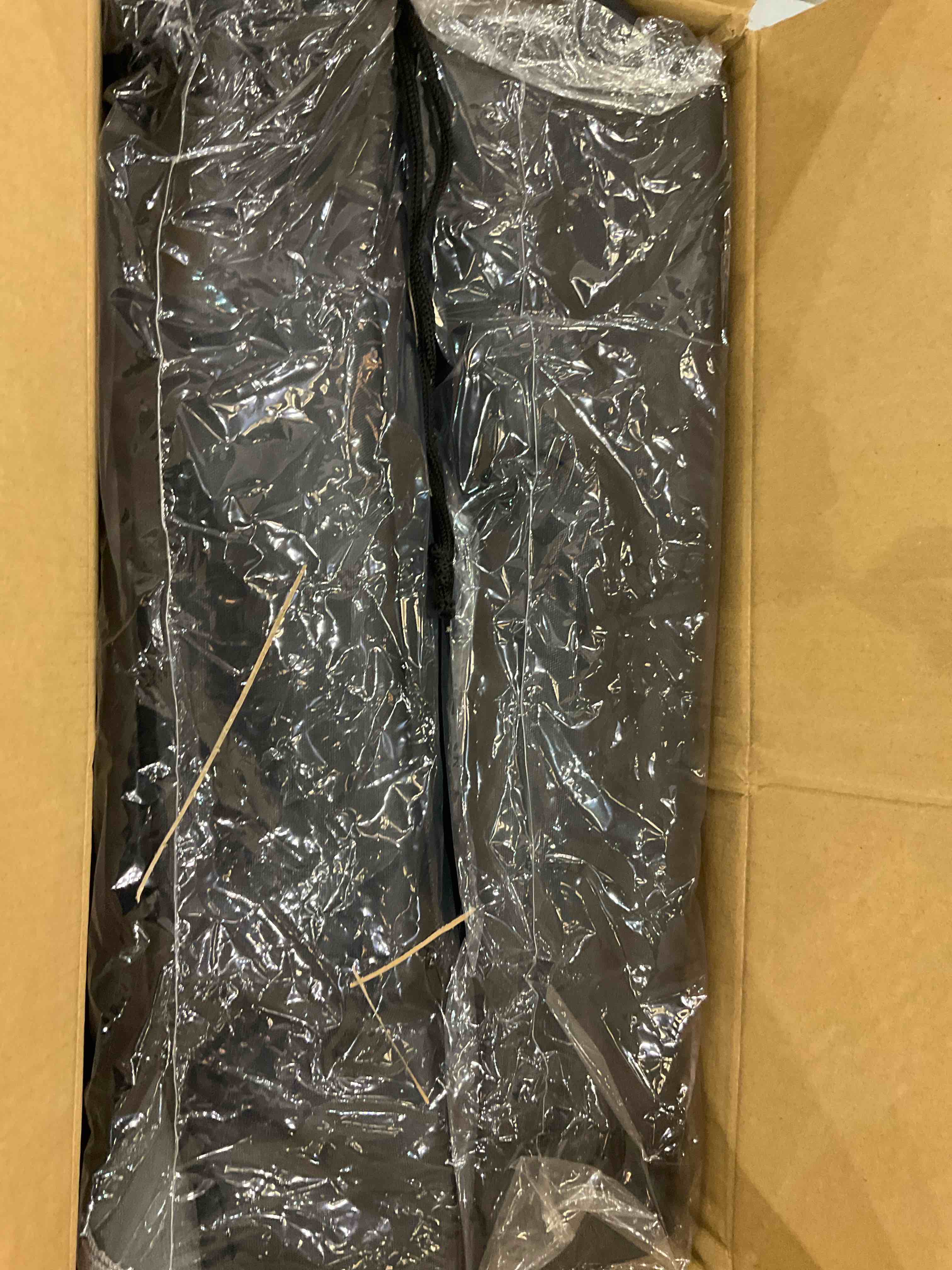 https://s3.amazonaws.com/lotting-images-prod/bidfta/EXS00489846_1695821517132.jpeg