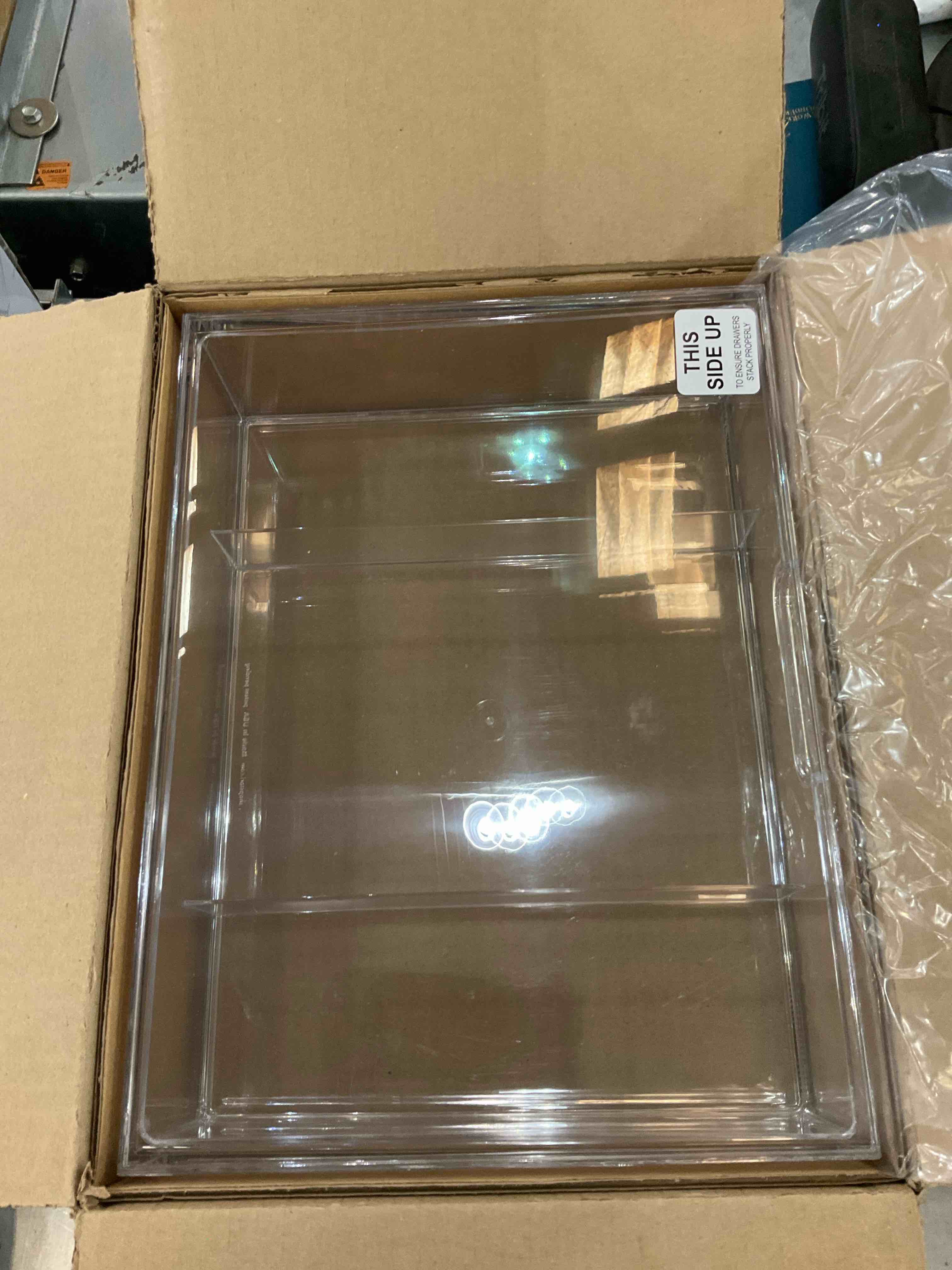https://s3.amazonaws.com/lotting-images-prod/bidfta/EXS00490245_1696441158478.jpeg
