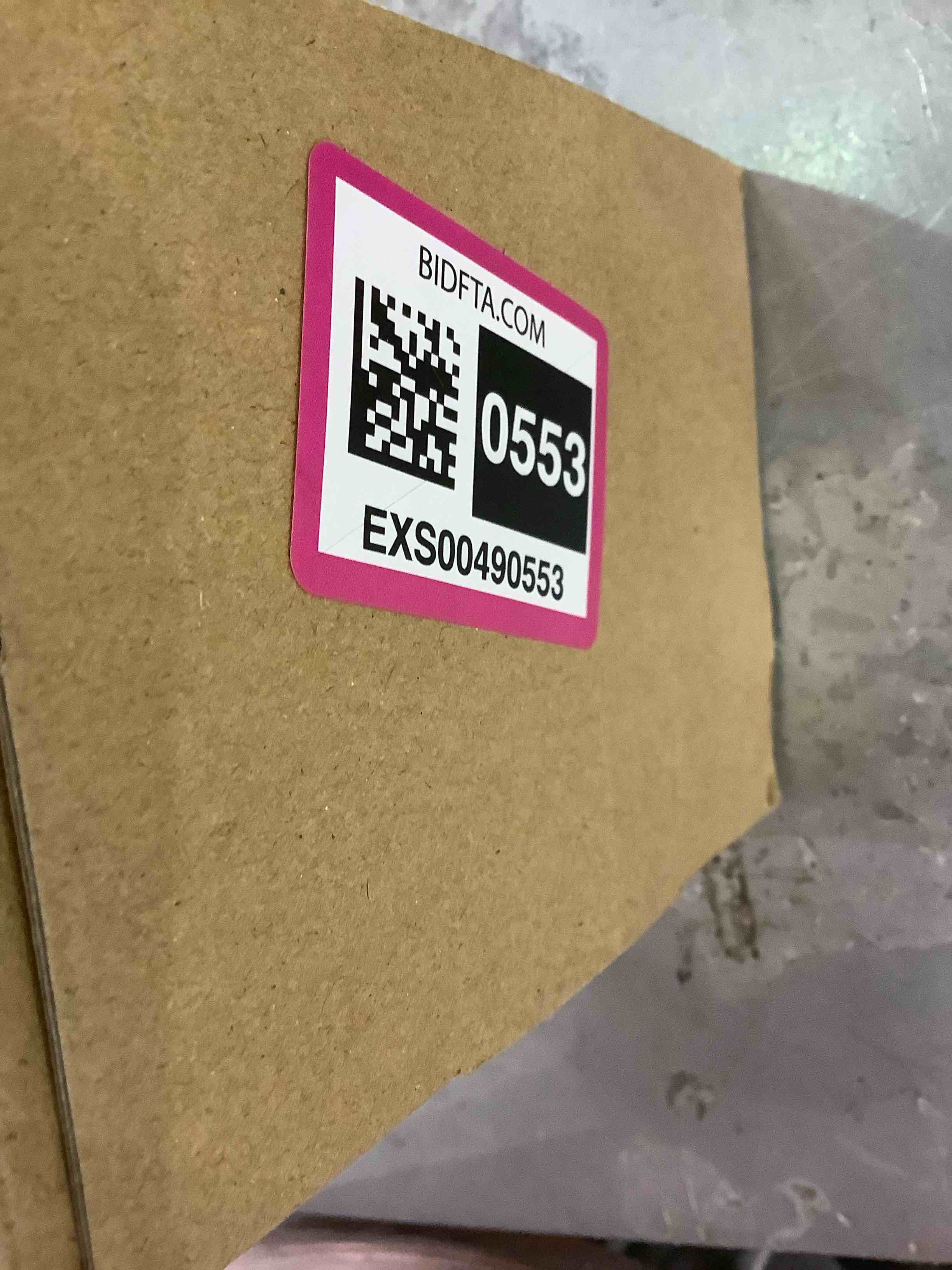 https://s3.amazonaws.com/lotting-images-prod/bidfta/EXS00490553_1696872215886.jpeg