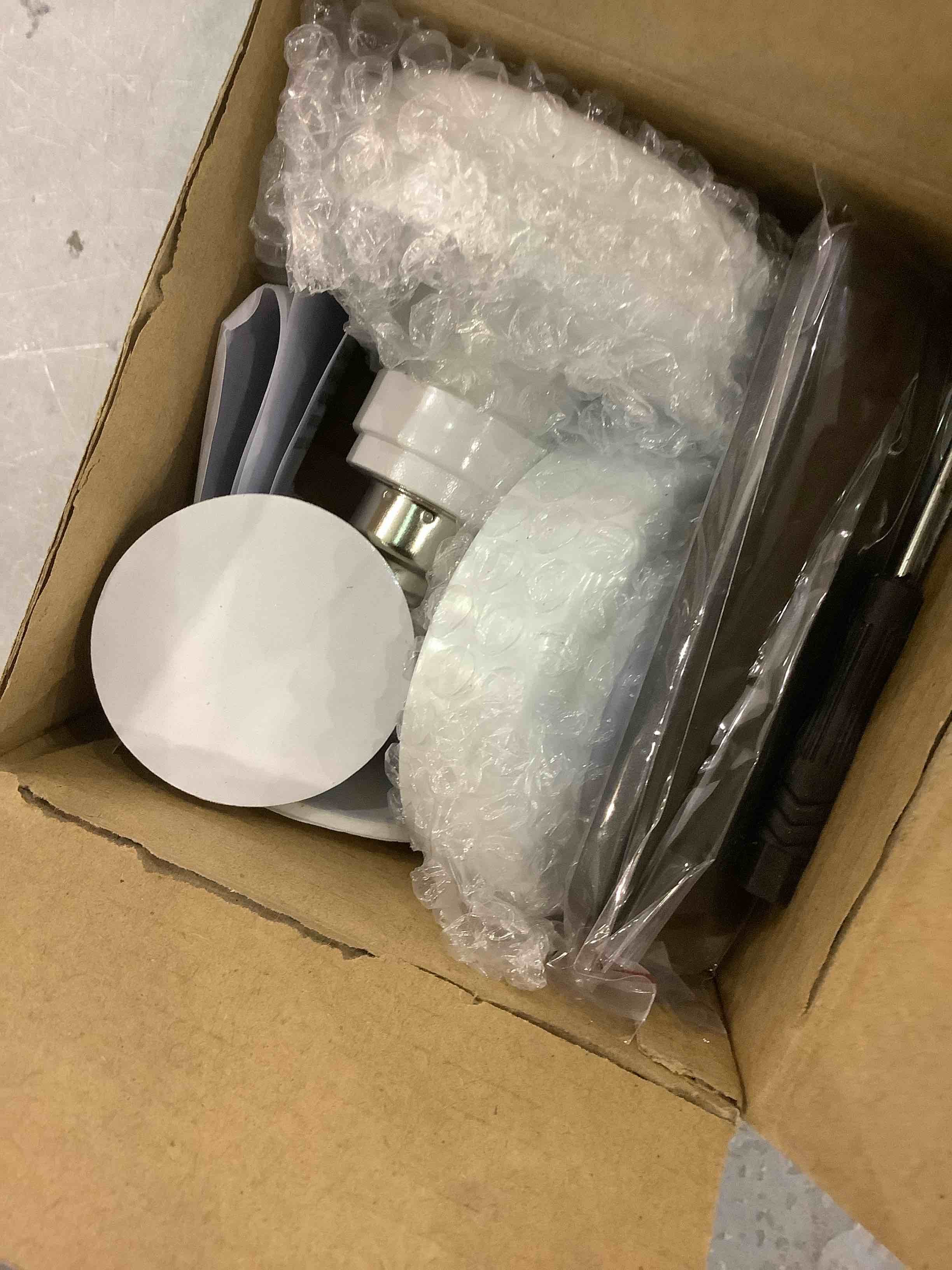 https://s3.amazonaws.com/lotting-images-prod/bidfta/EXS00490865_1697026994565.jpeg
