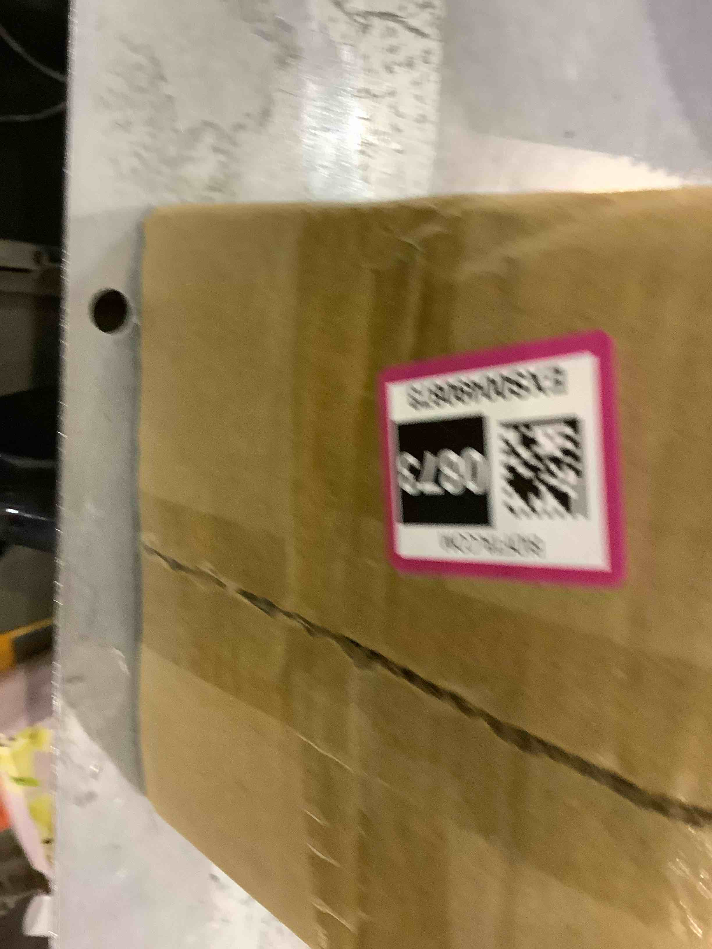 https://s3.amazonaws.com/lotting-images-prod/bidfta/EXS00490873_1697027671838.jpeg