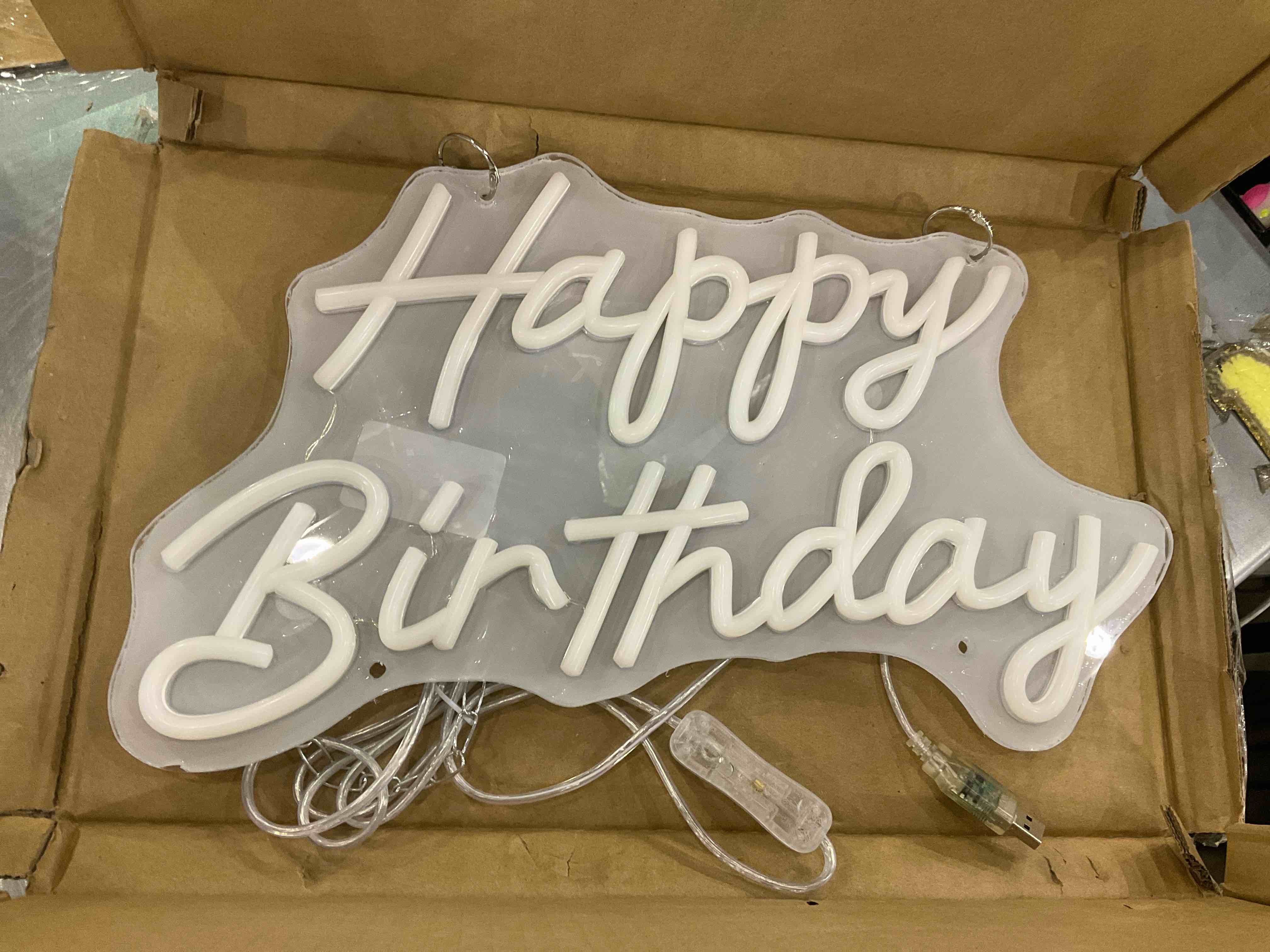 https://s3.amazonaws.com/lotting-images-prod/bidfta/EXS00491589_1697457537693.jpeg