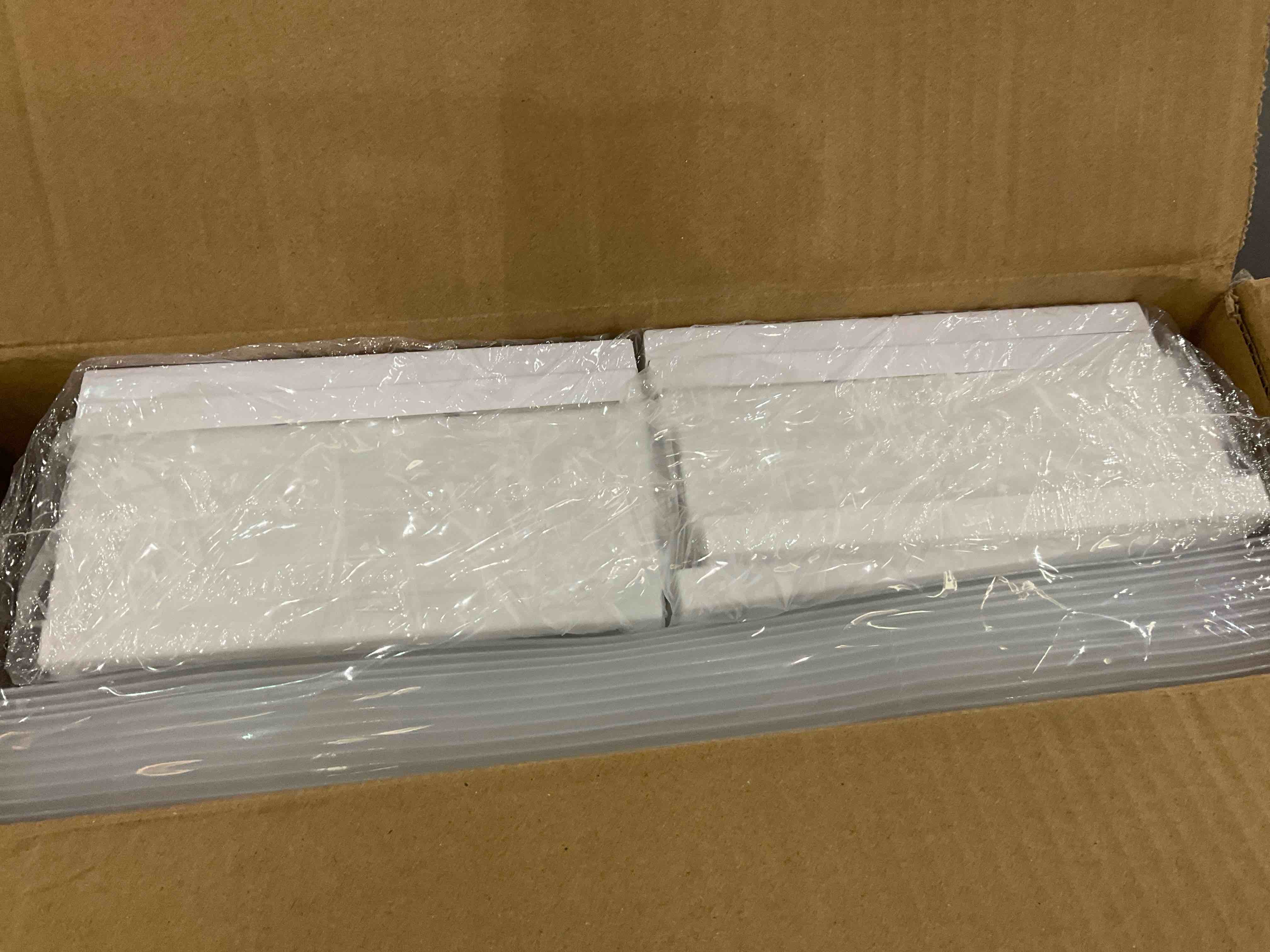 https://s3.amazonaws.com/lotting-images-prod/bidfta/EXS00491672_1697469700097.jpeg