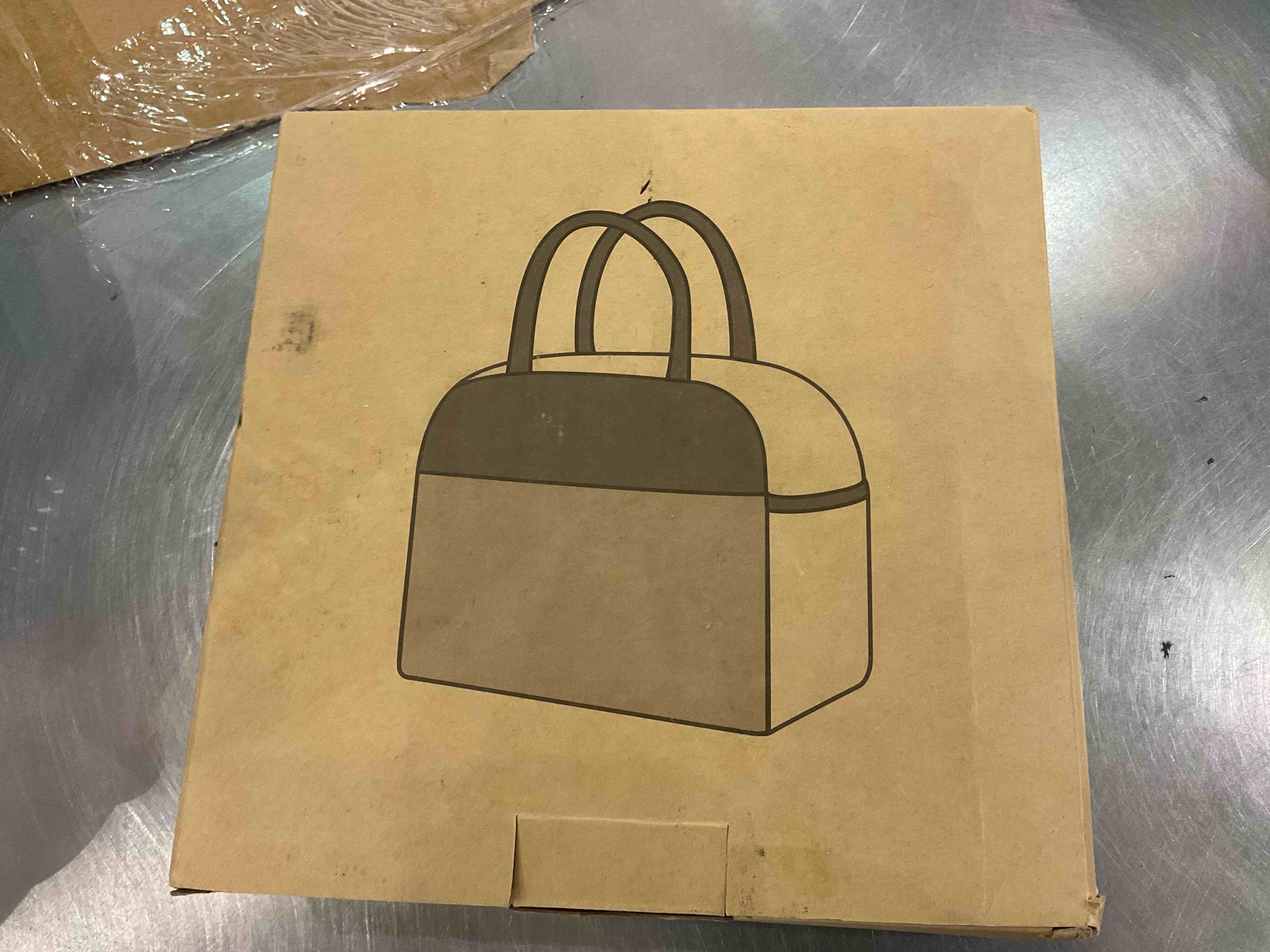 https://s3.amazonaws.com/lotting-images-prod/bidfta/EXS00491712_1697477207313.jpeg