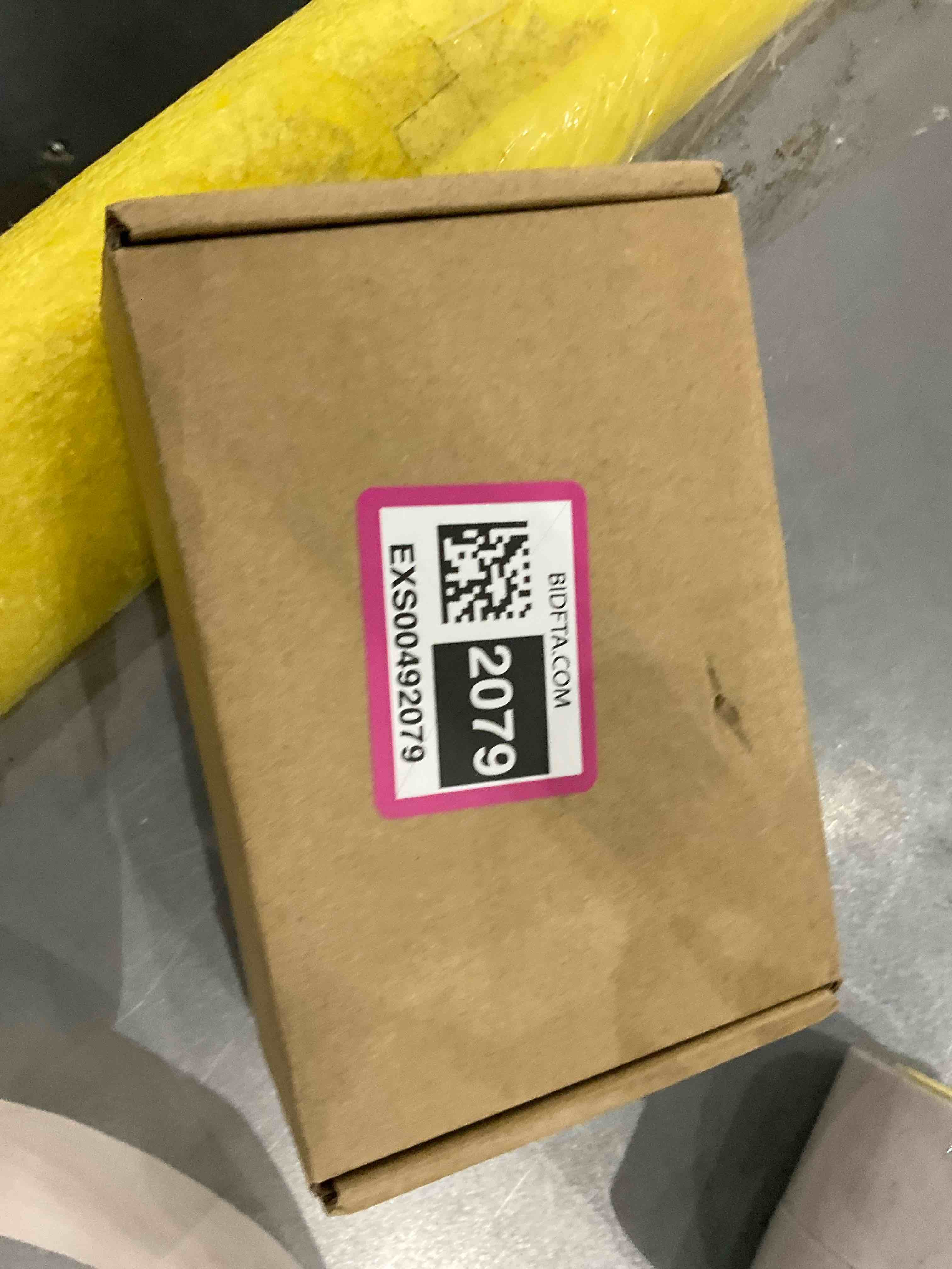 https://s3.amazonaws.com/lotting-images-prod/bidfta/EXS00492079_1695995432497.jpeg