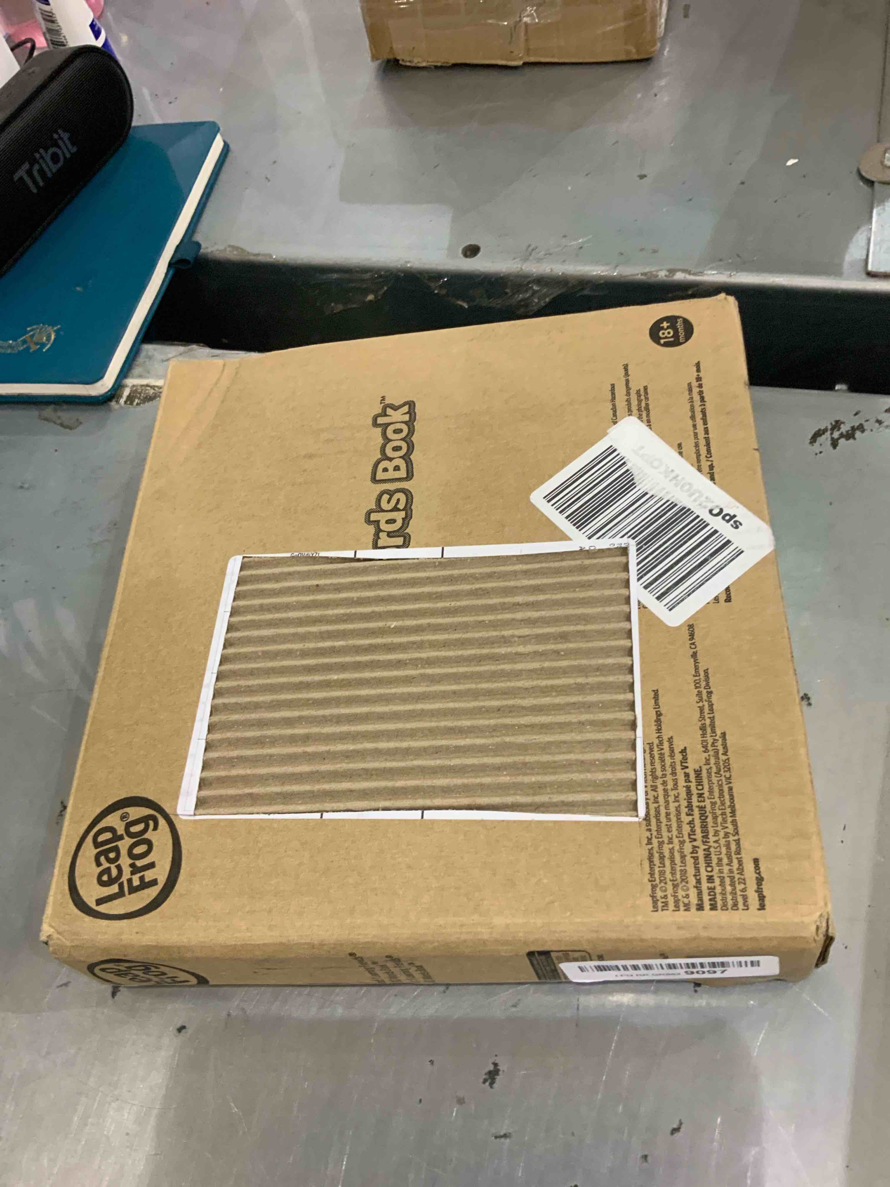 https://s3.amazonaws.com/lotting-images-prod/bidfta/EXS00492800_1696342013025.jpeg