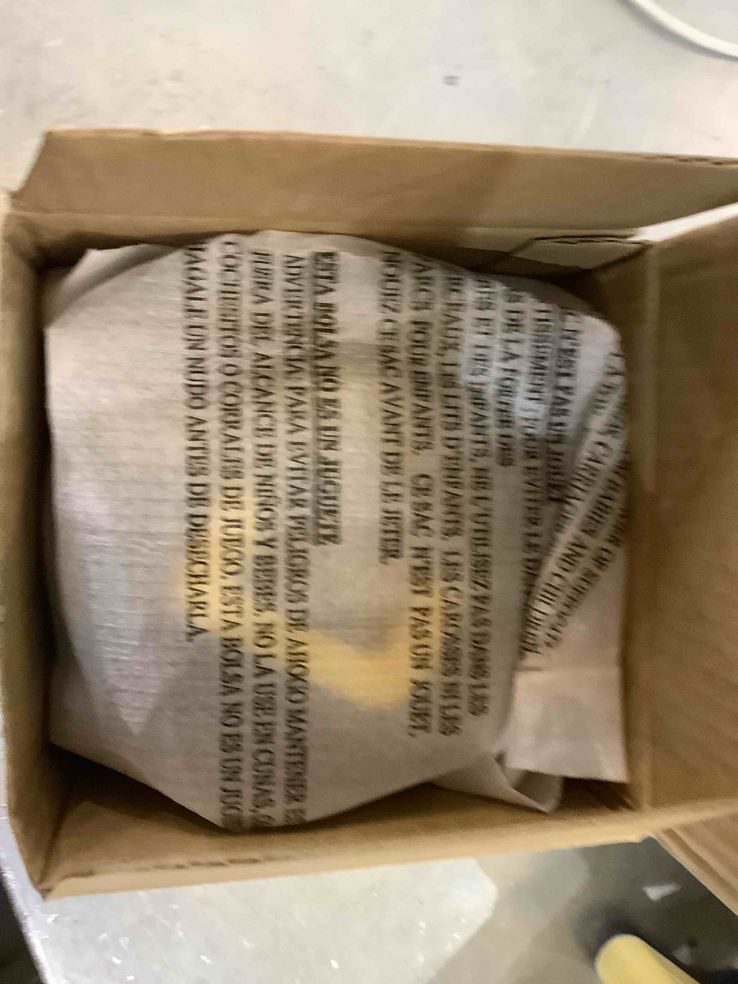 https://s3.amazonaws.com/lotting-images-prod/bidfta/EXS00494663_1696440523059.jpeg