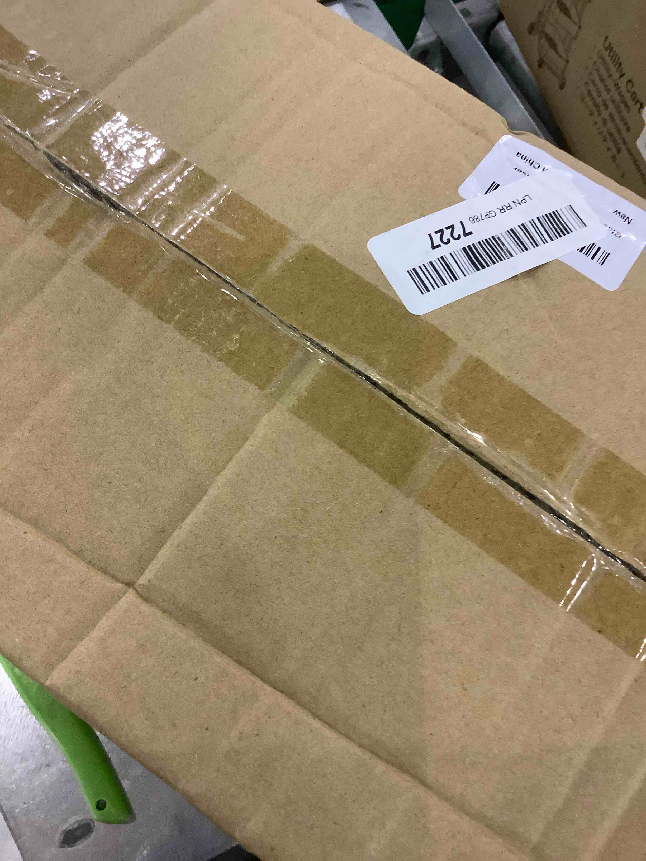 https://s3.amazonaws.com/lotting-images-prod/bidfta/EXS00494706_1696506464679.jpeg