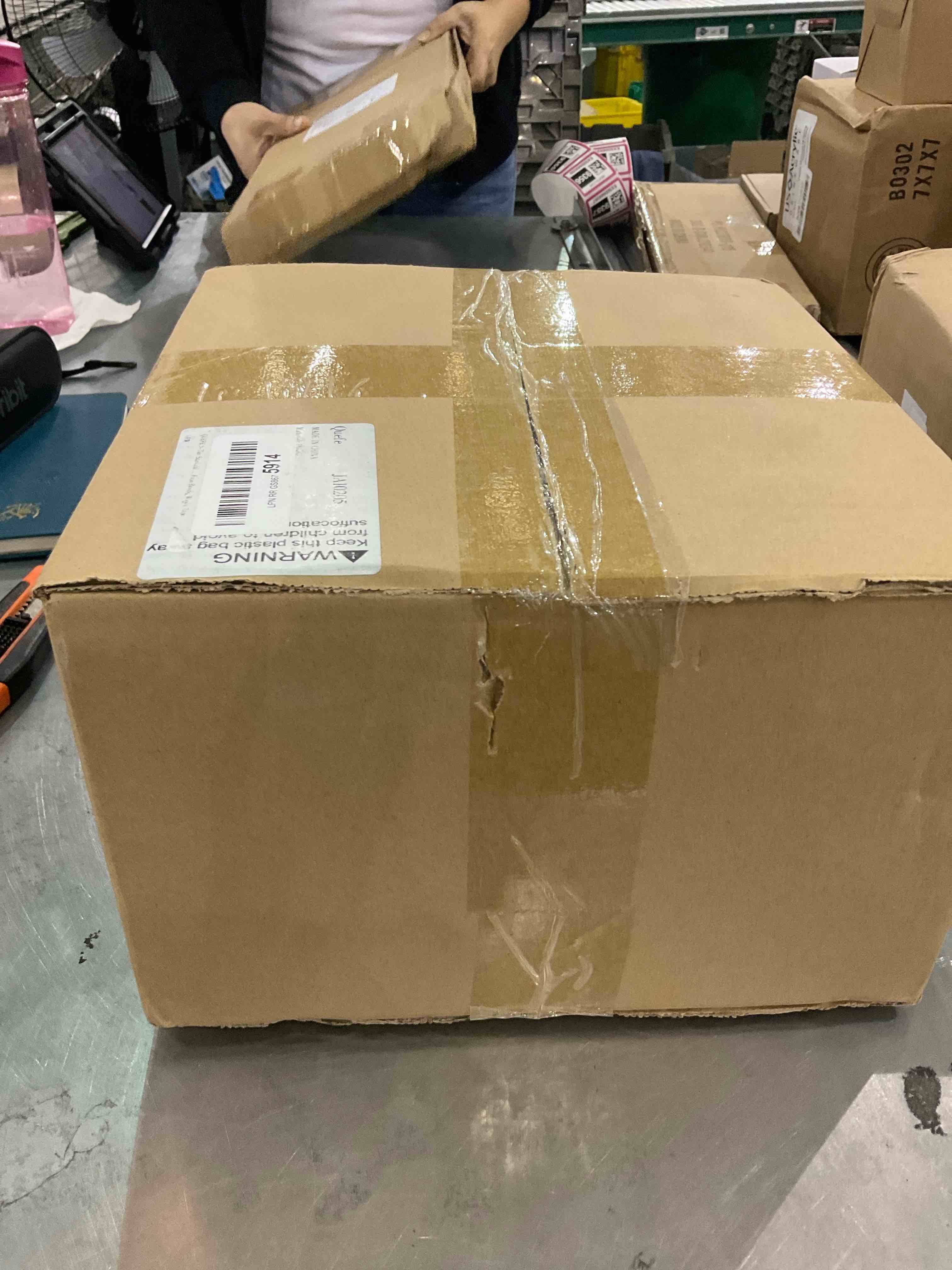 https://s3.amazonaws.com/lotting-images-prod/bidfta/EXS00495890_1697221834040.jpeg