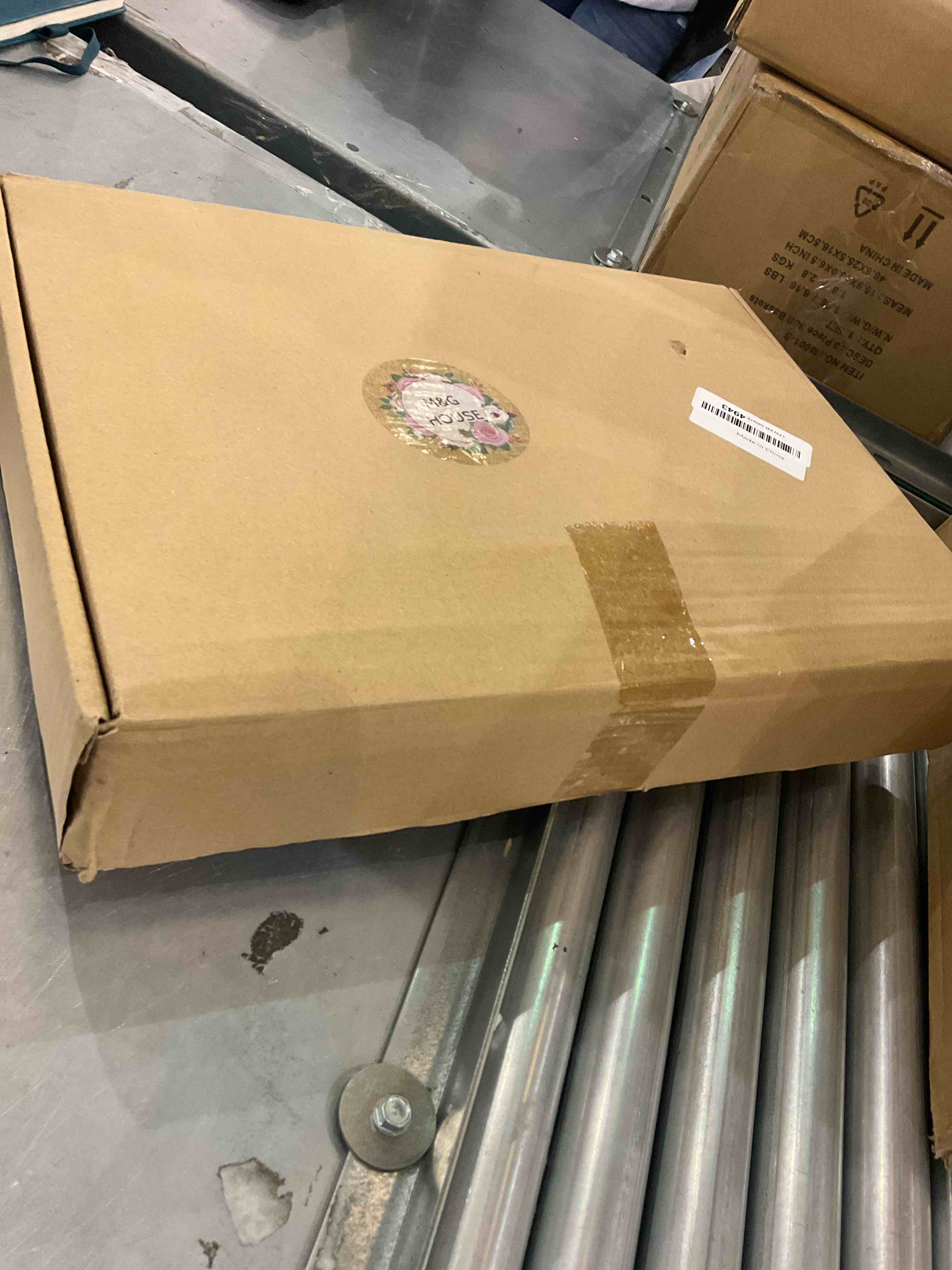 https://s3.amazonaws.com/lotting-images-prod/bidfta/EXS00495907_1697224224793.jpeg