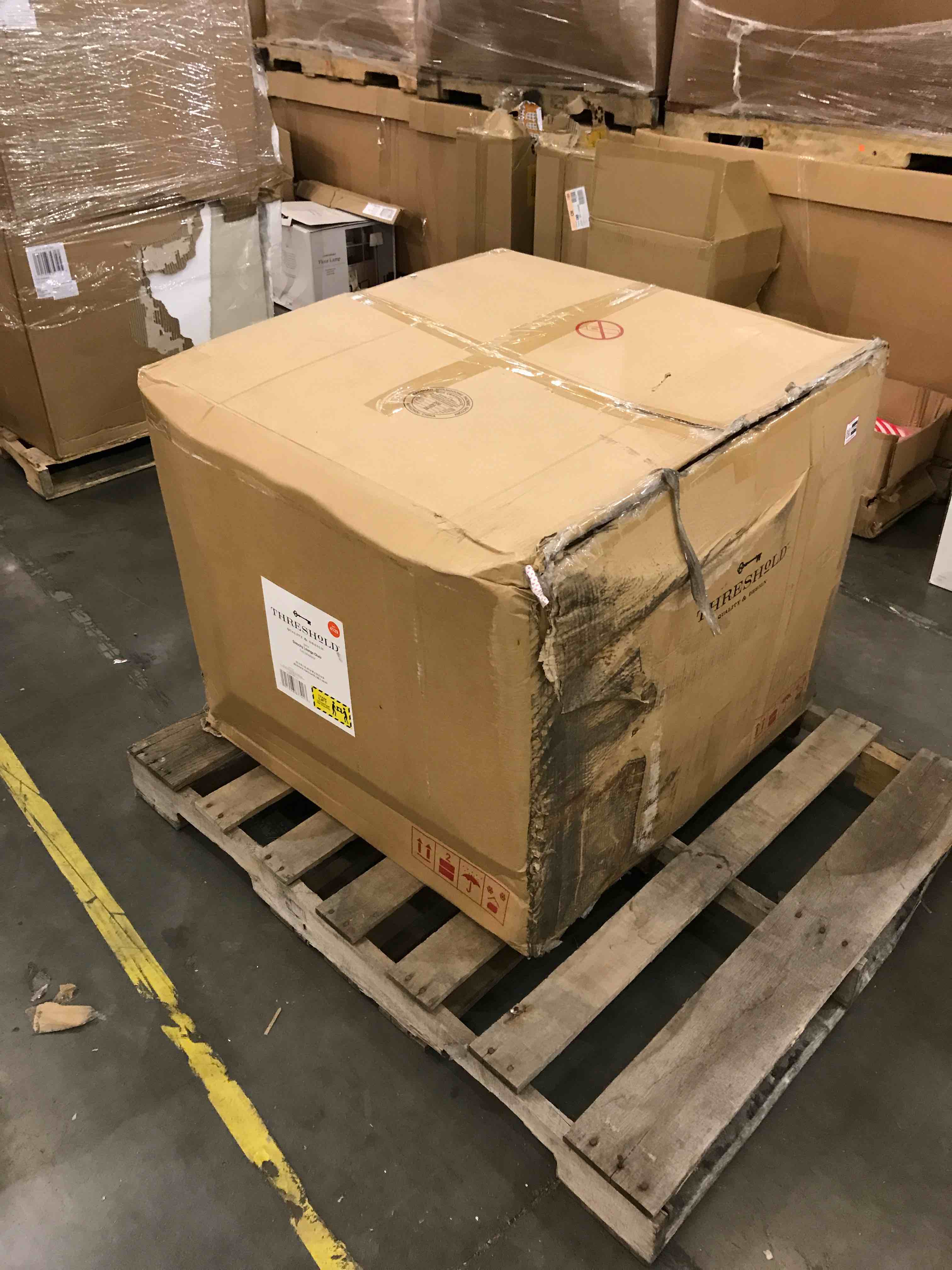 https://s3.amazonaws.com/lotting-images-prod/bidfta/EXS00496042_1696001656773.jpeg