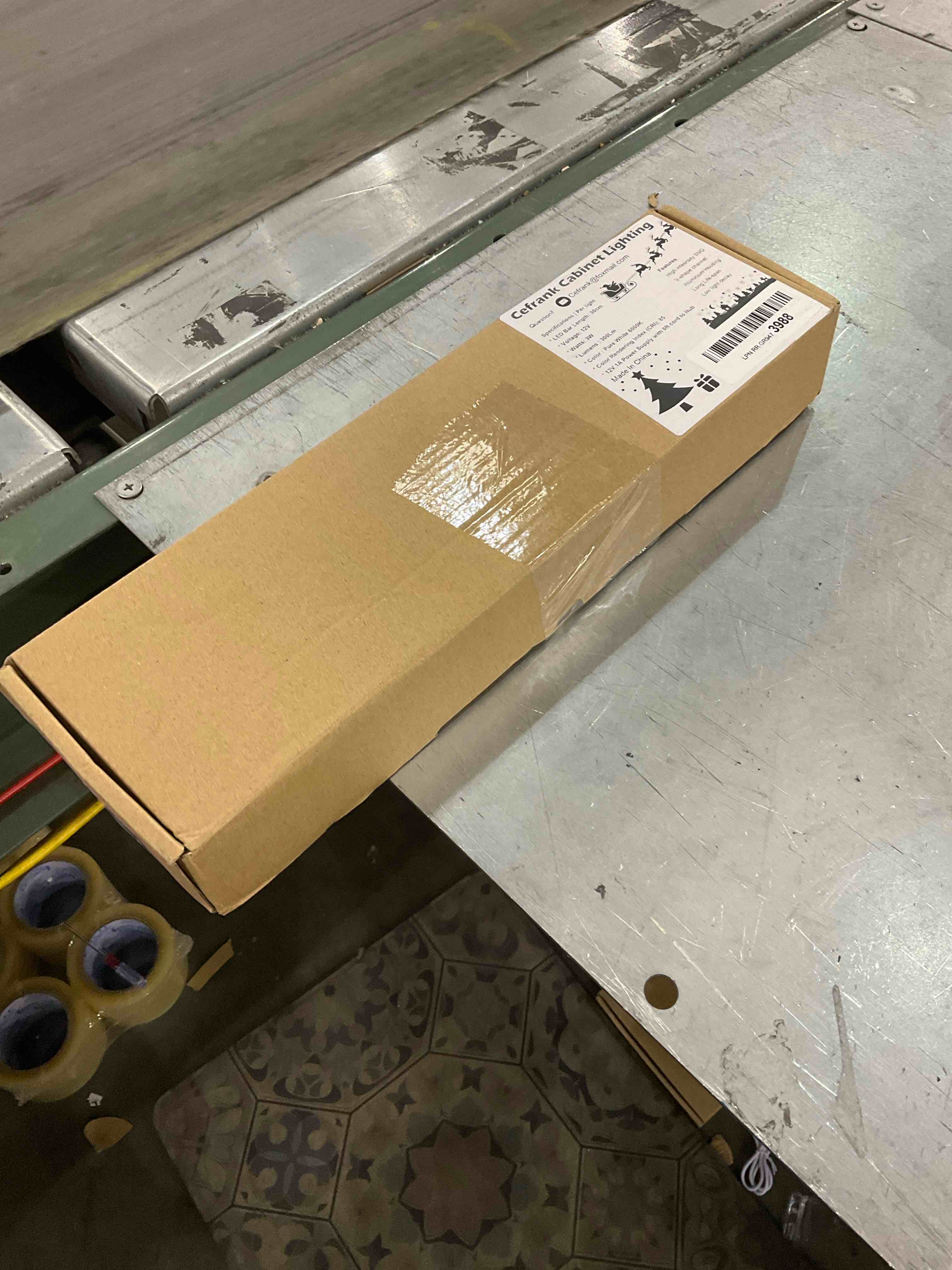 https://s3.amazonaws.com/lotting-images-prod/bidfta/EXS00496483_1697737851873.jpeg