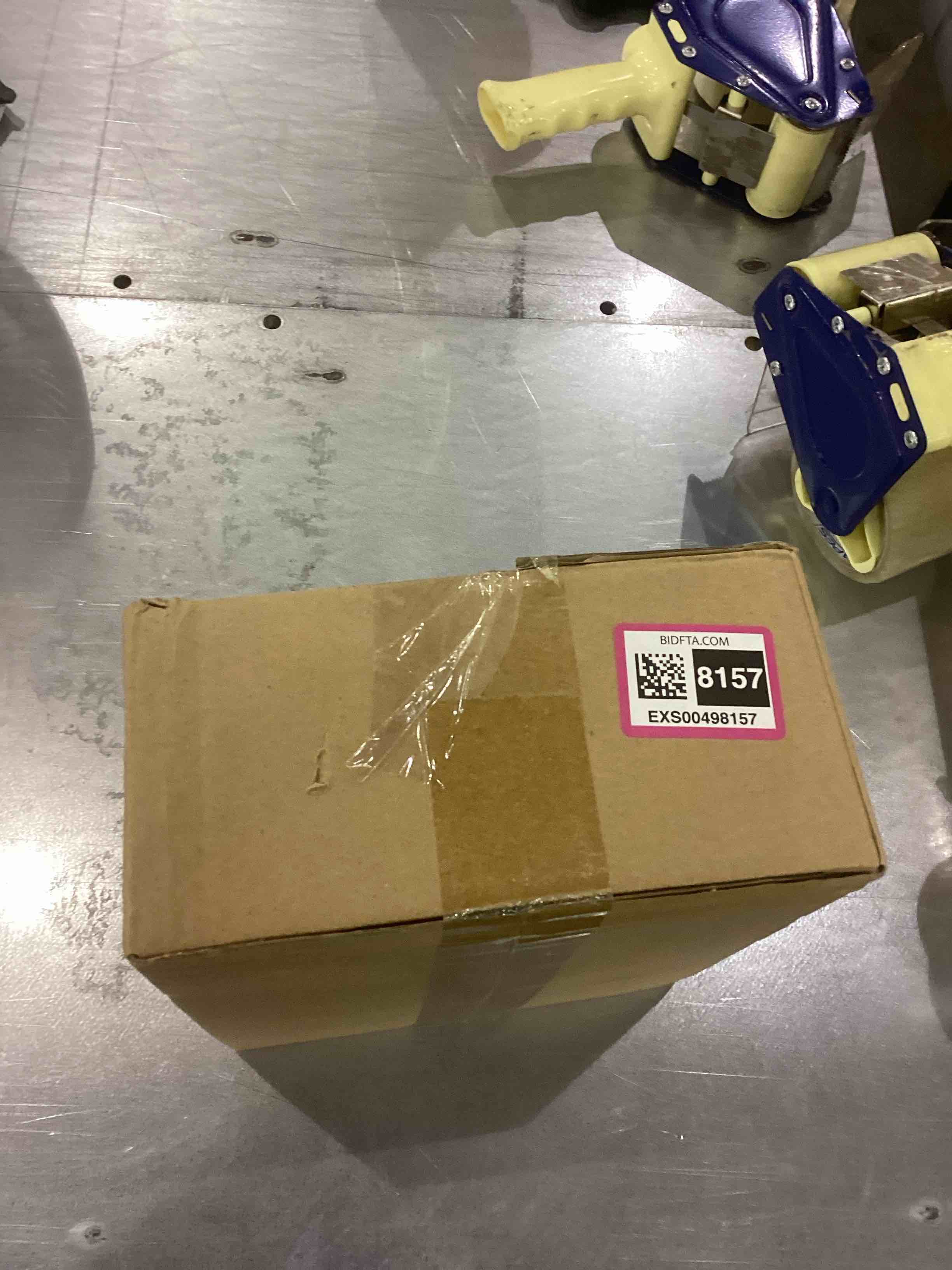 https://s3.amazonaws.com/lotting-images-prod/bidfta/EXS00498157_1696506021250.jpeg