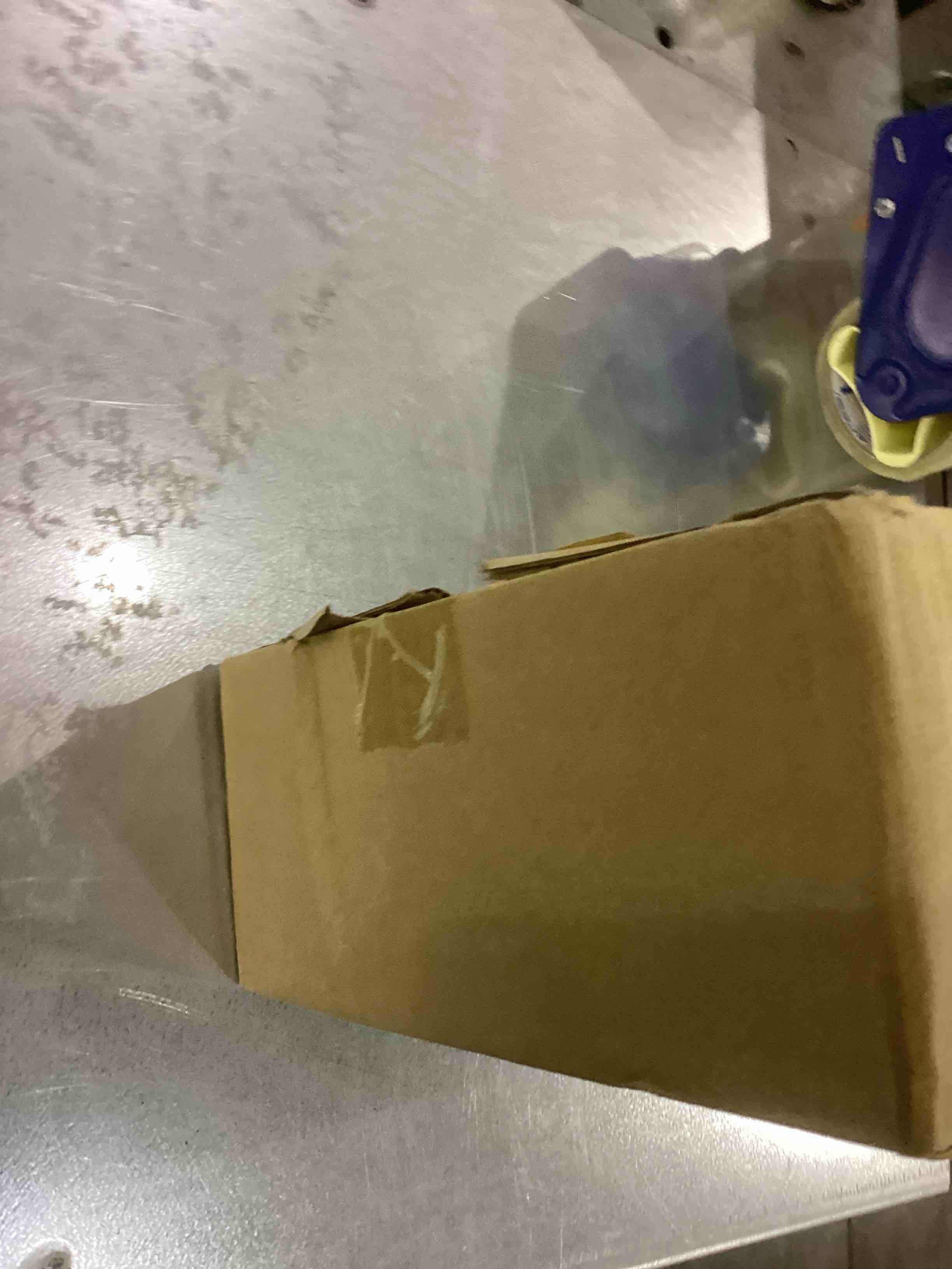 https://s3.amazonaws.com/lotting-images-prod/bidfta/EXS00498157_1696506022342.jpeg
