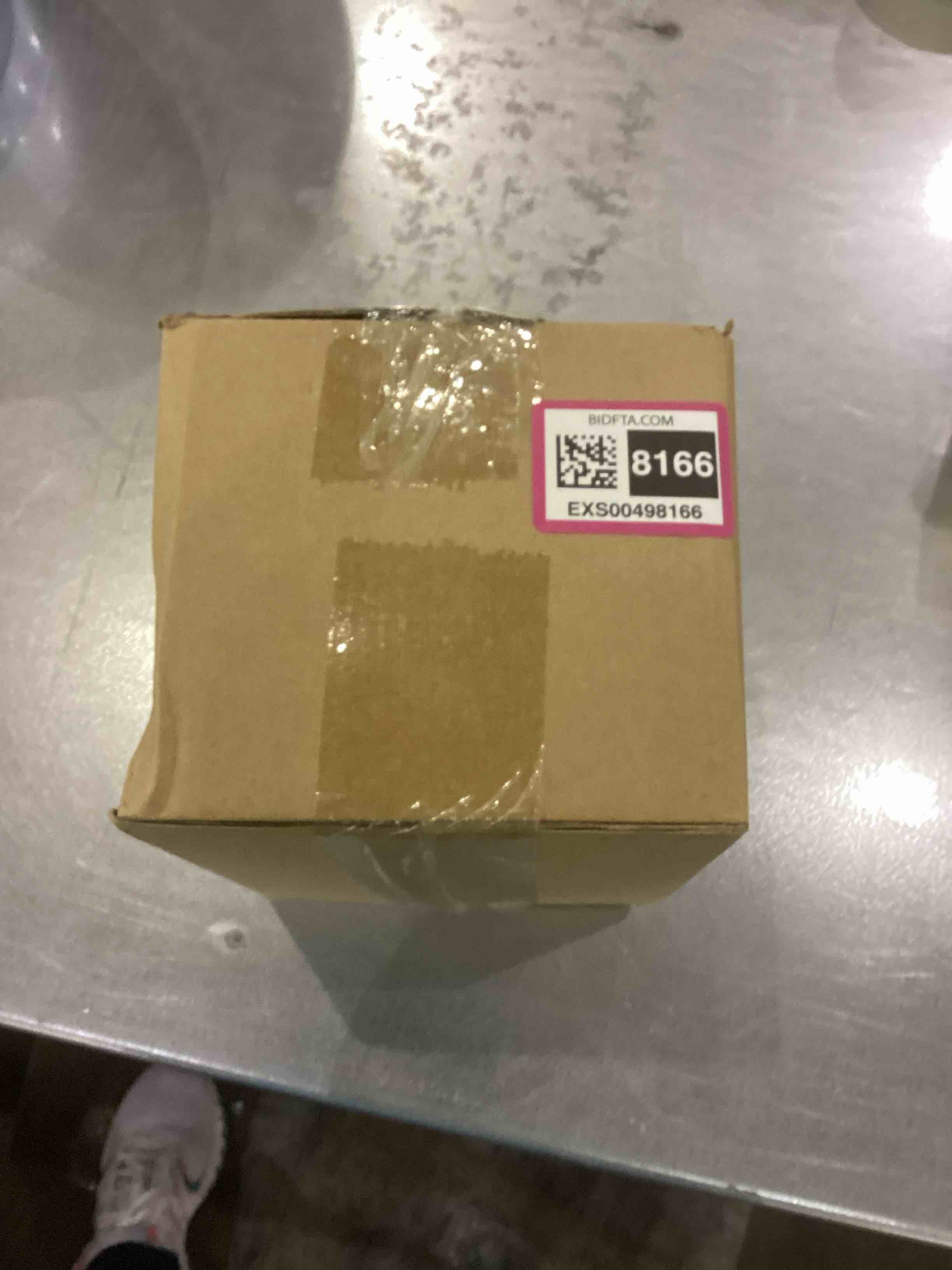 https://s3.amazonaws.com/lotting-images-prod/bidfta/EXS00498166_1696507144767.jpeg