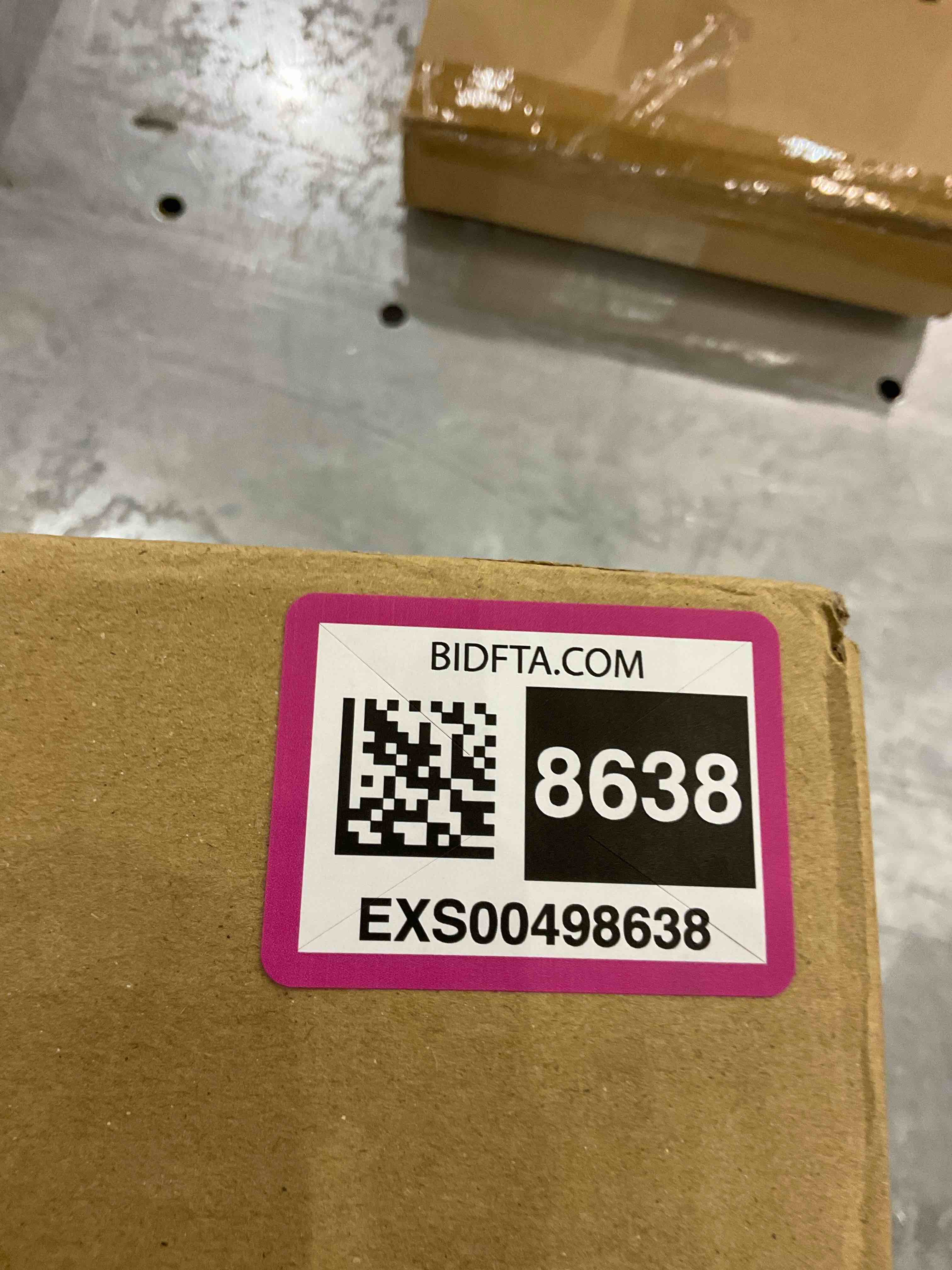 https://s3.amazonaws.com/lotting-images-prod/bidfta/EXS00498638_1696506115260.jpeg