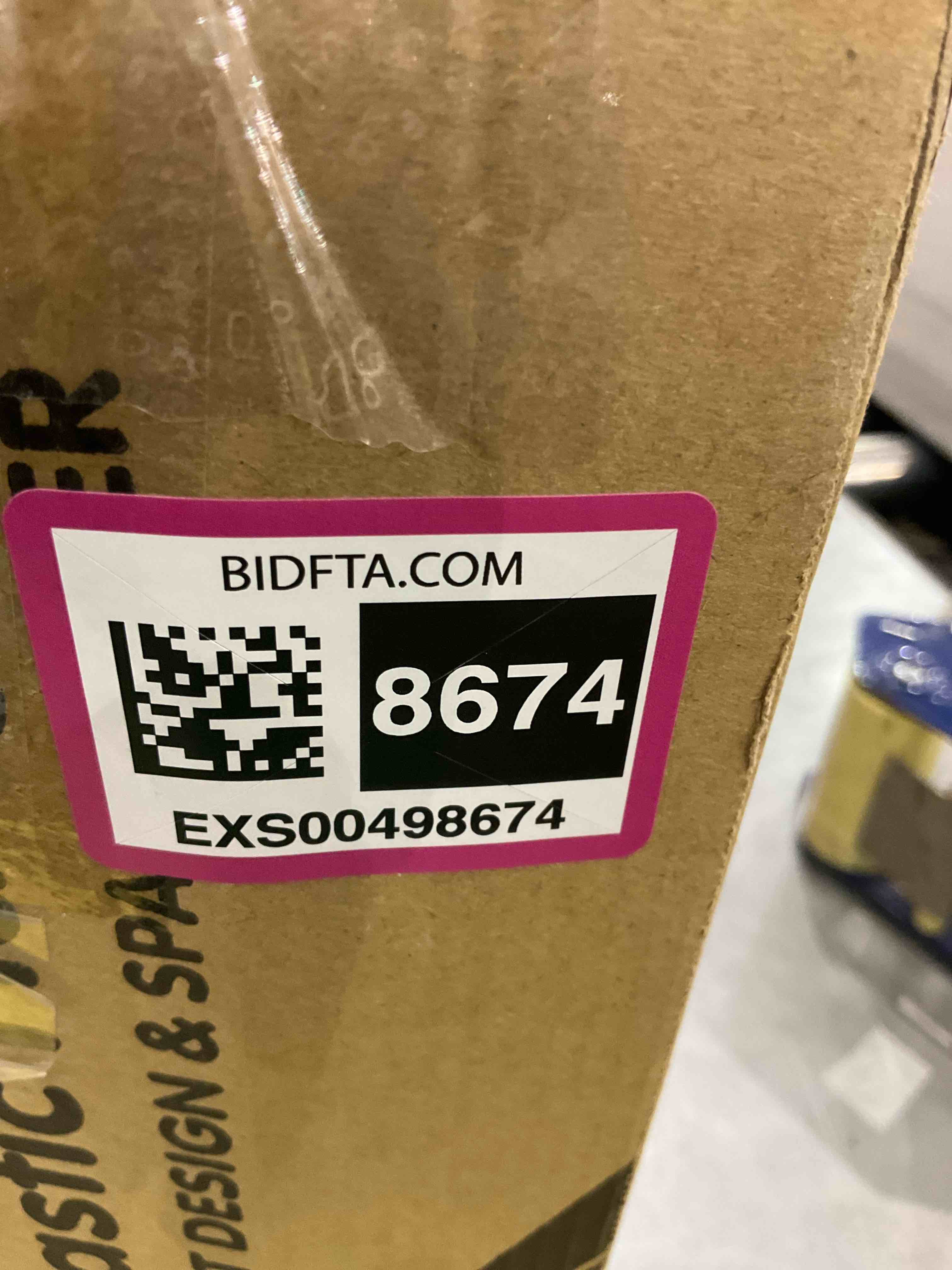 https://s3.amazonaws.com/lotting-images-prod/bidfta/EXS00498674_1696514412998.jpeg
