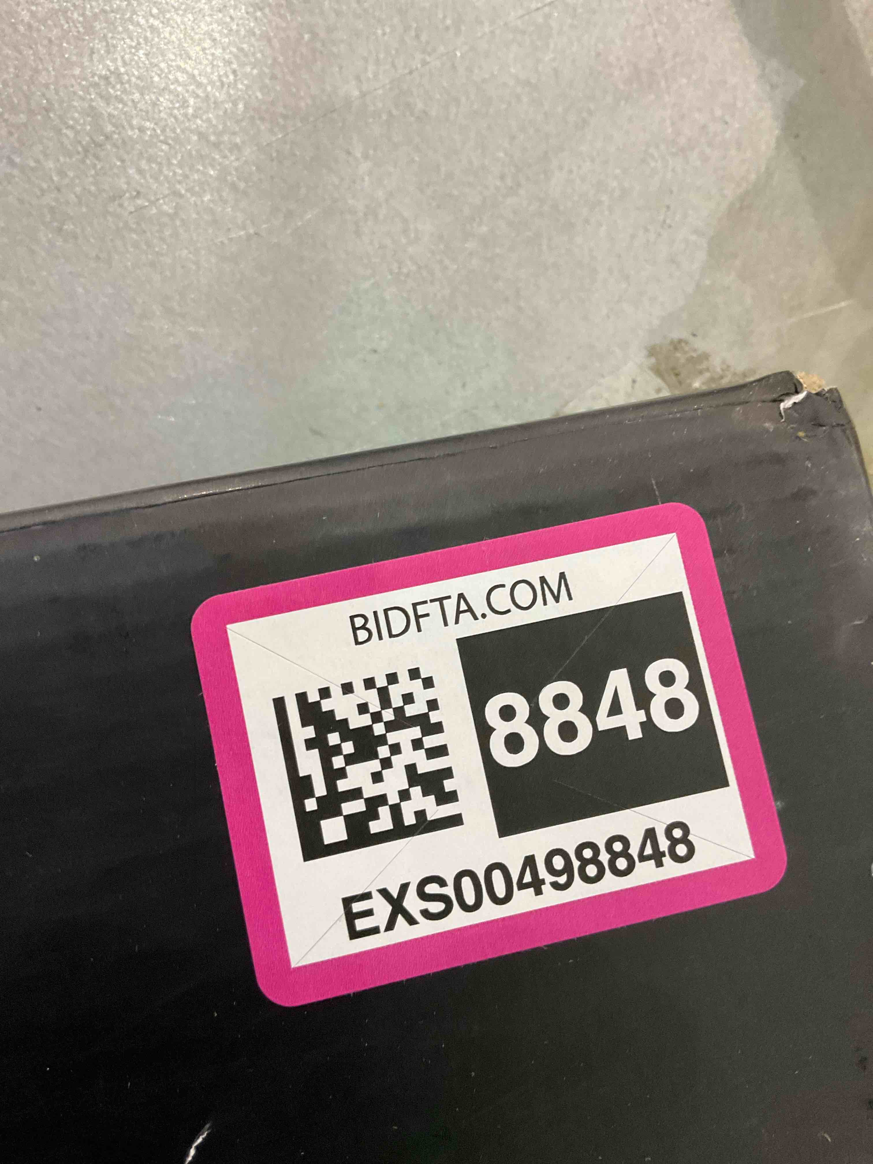 https://s3.amazonaws.com/lotting-images-prod/bidfta/EXS00498848_1696862695426.jpeg