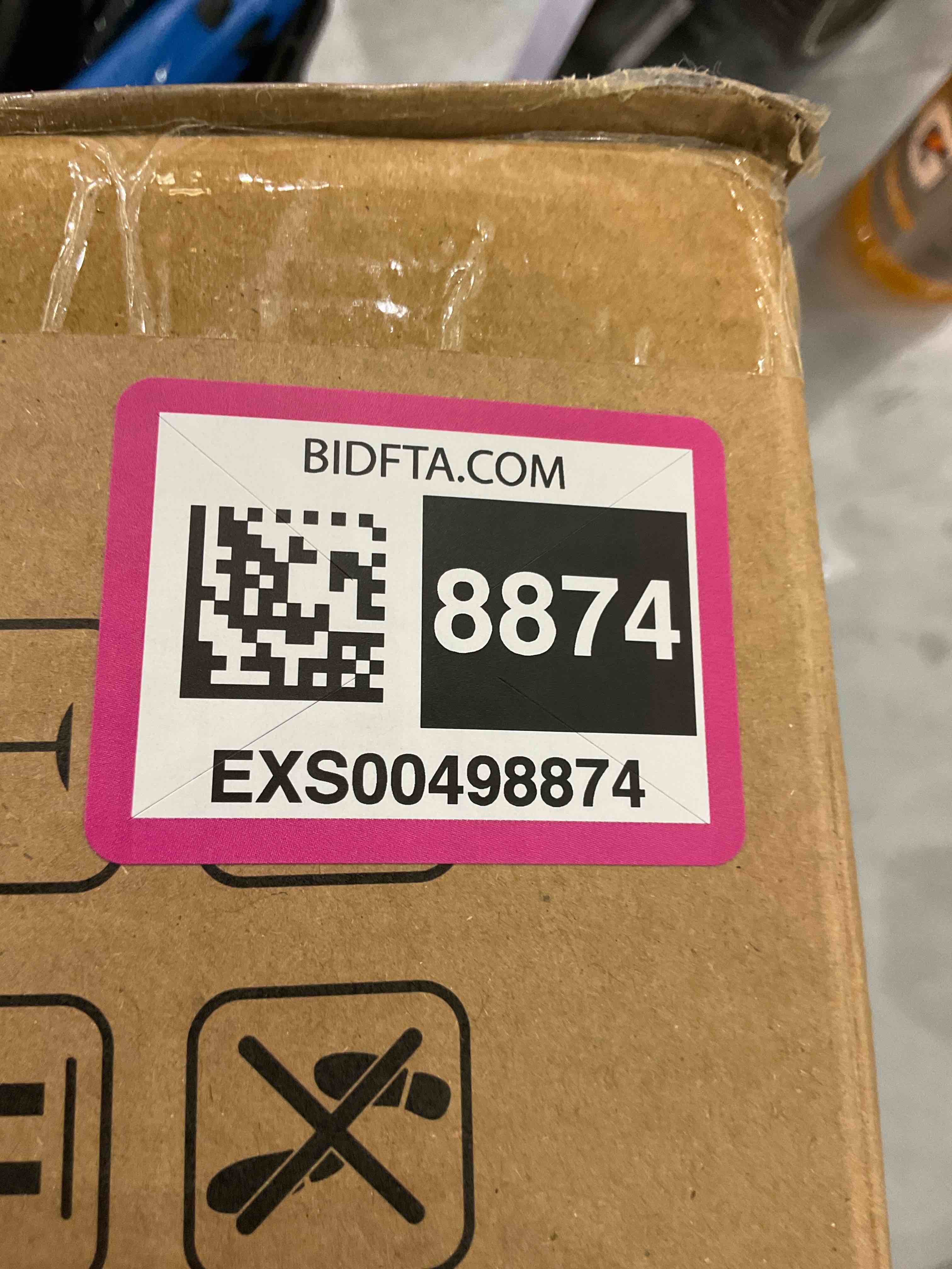 https://s3.amazonaws.com/lotting-images-prod/bidfta/EXS00498874_1696870569513.jpeg