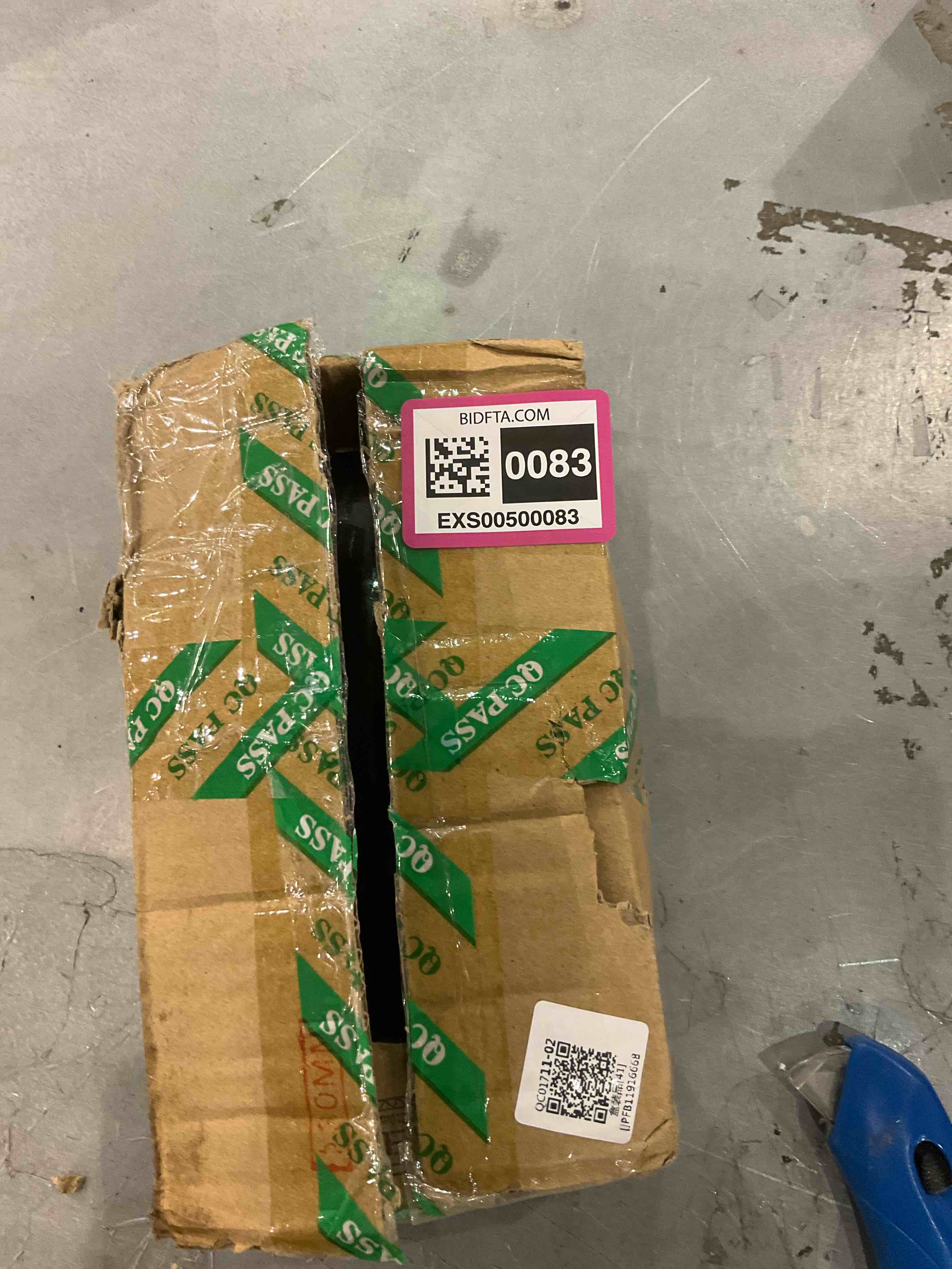 https://s3.amazonaws.com/lotting-images-prod/bidfta/EXS00500083_1698147073235.jpeg
