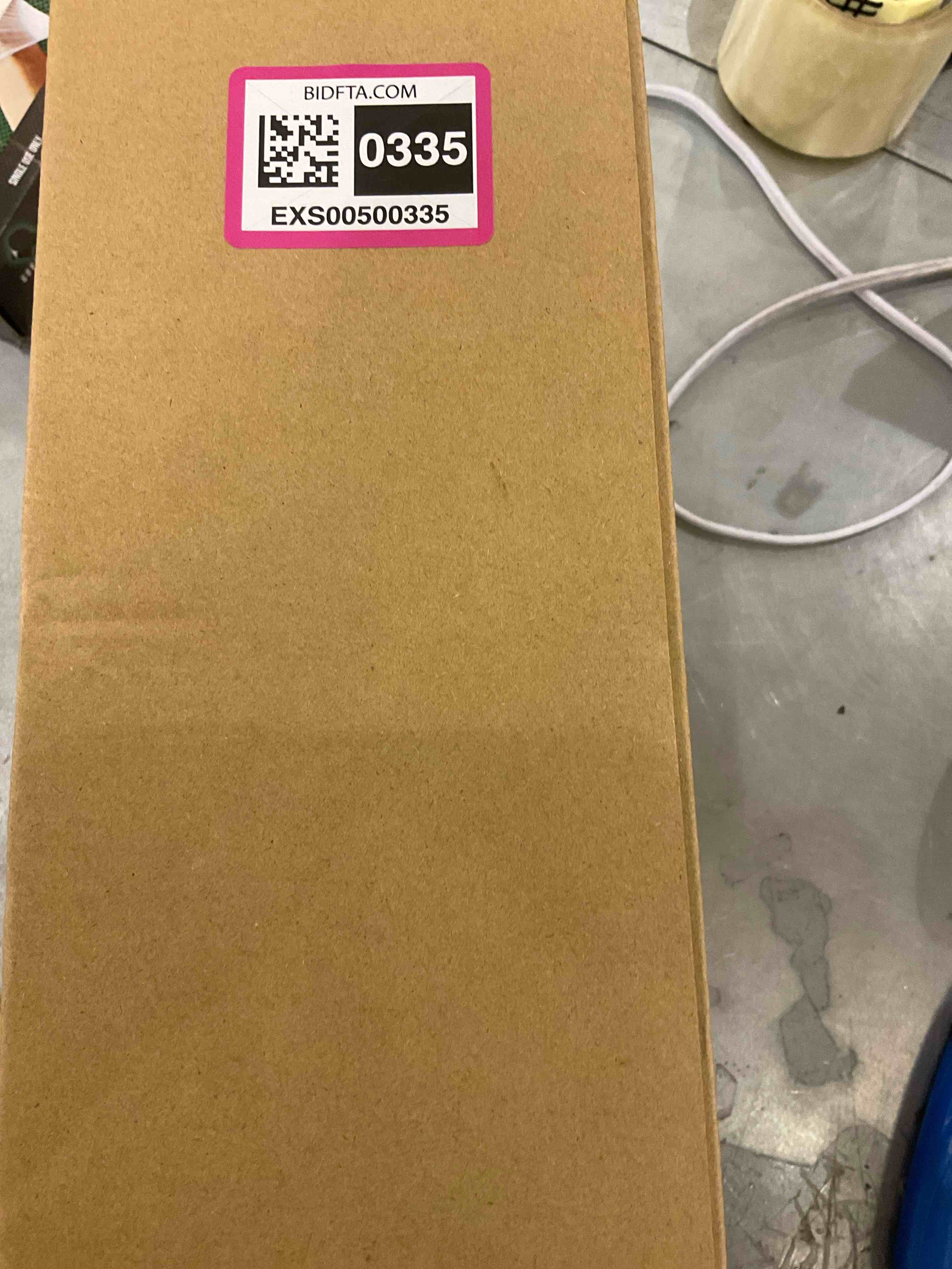 https://s3.amazonaws.com/lotting-images-prod/bidfta/EXS00500335_1698260192060.jpeg