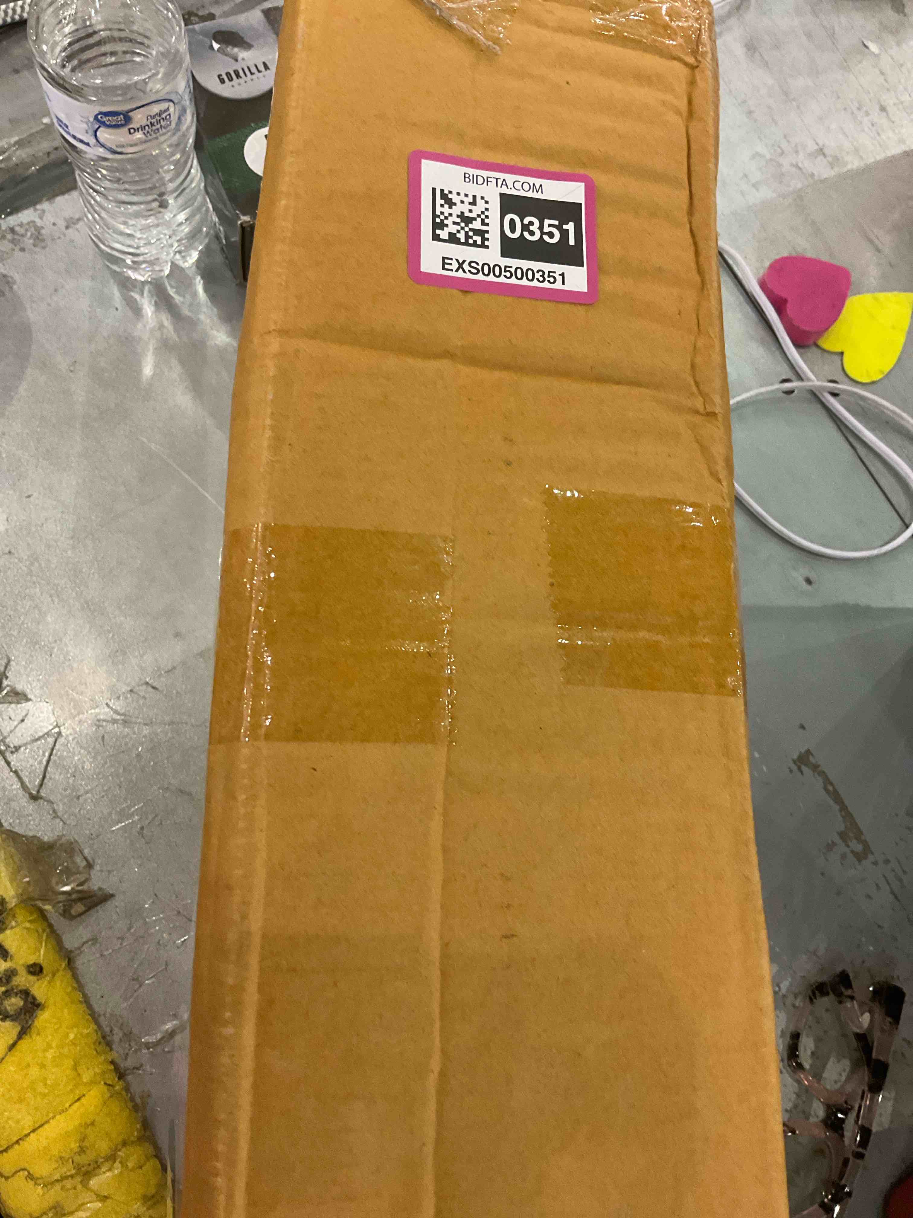 https://s3.amazonaws.com/lotting-images-prod/bidfta/EXS00500351_1698319679621.jpeg