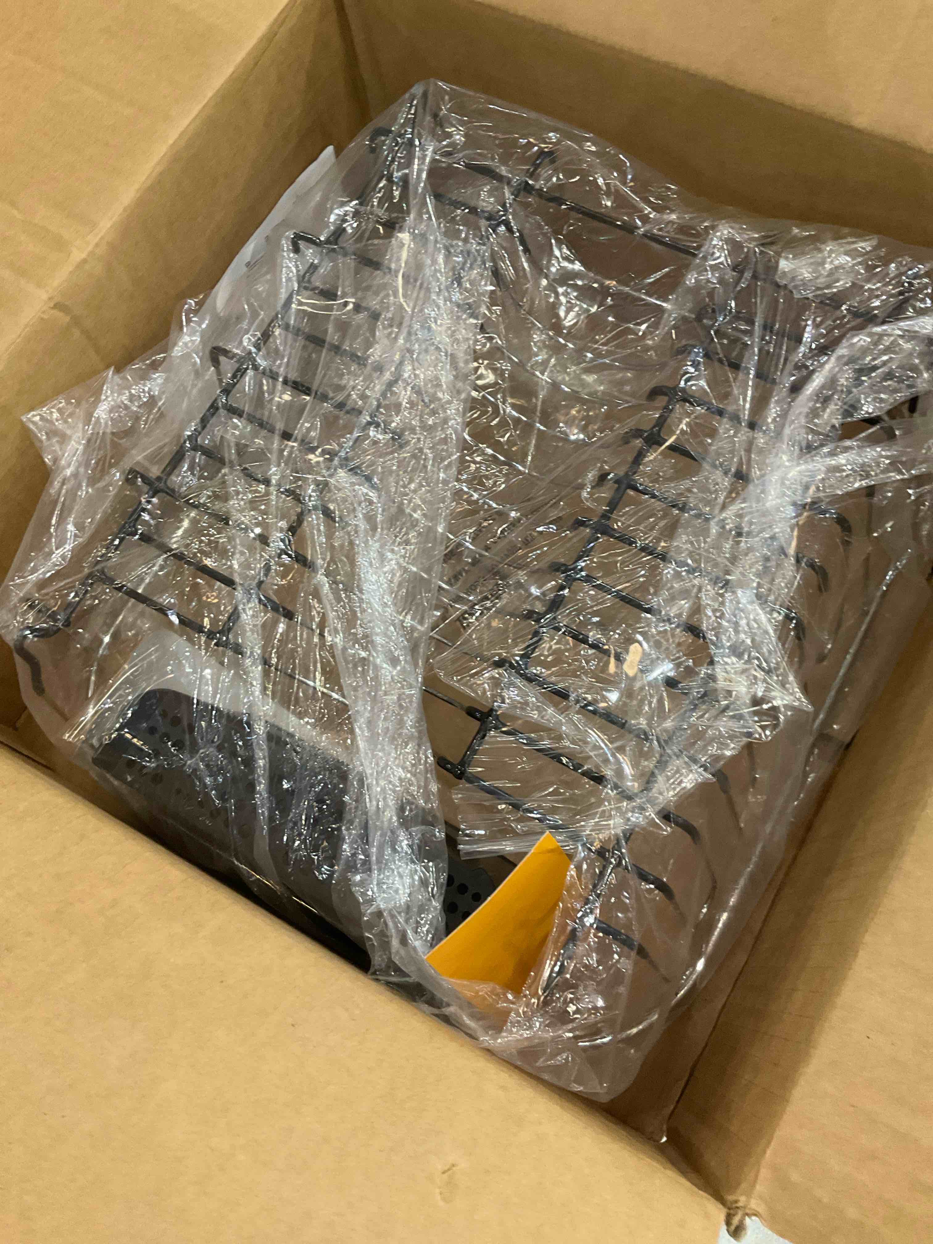 https://s3.amazonaws.com/lotting-images-prod/bidfta/EXS00501477_1698853080022.jpeg