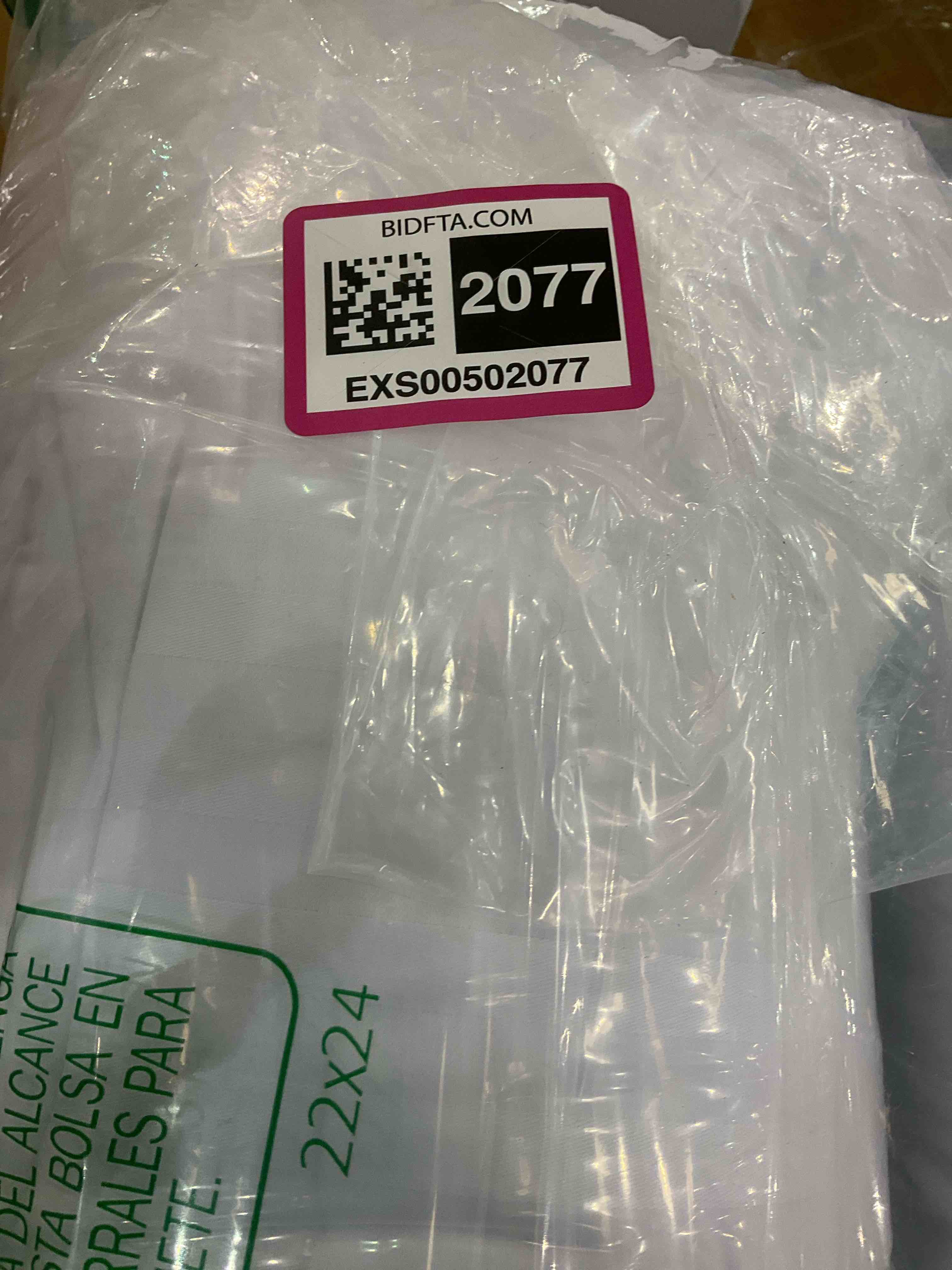 https://s3.amazonaws.com/lotting-images-prod/bidfta/EXS00502077_1698170151415.jpeg