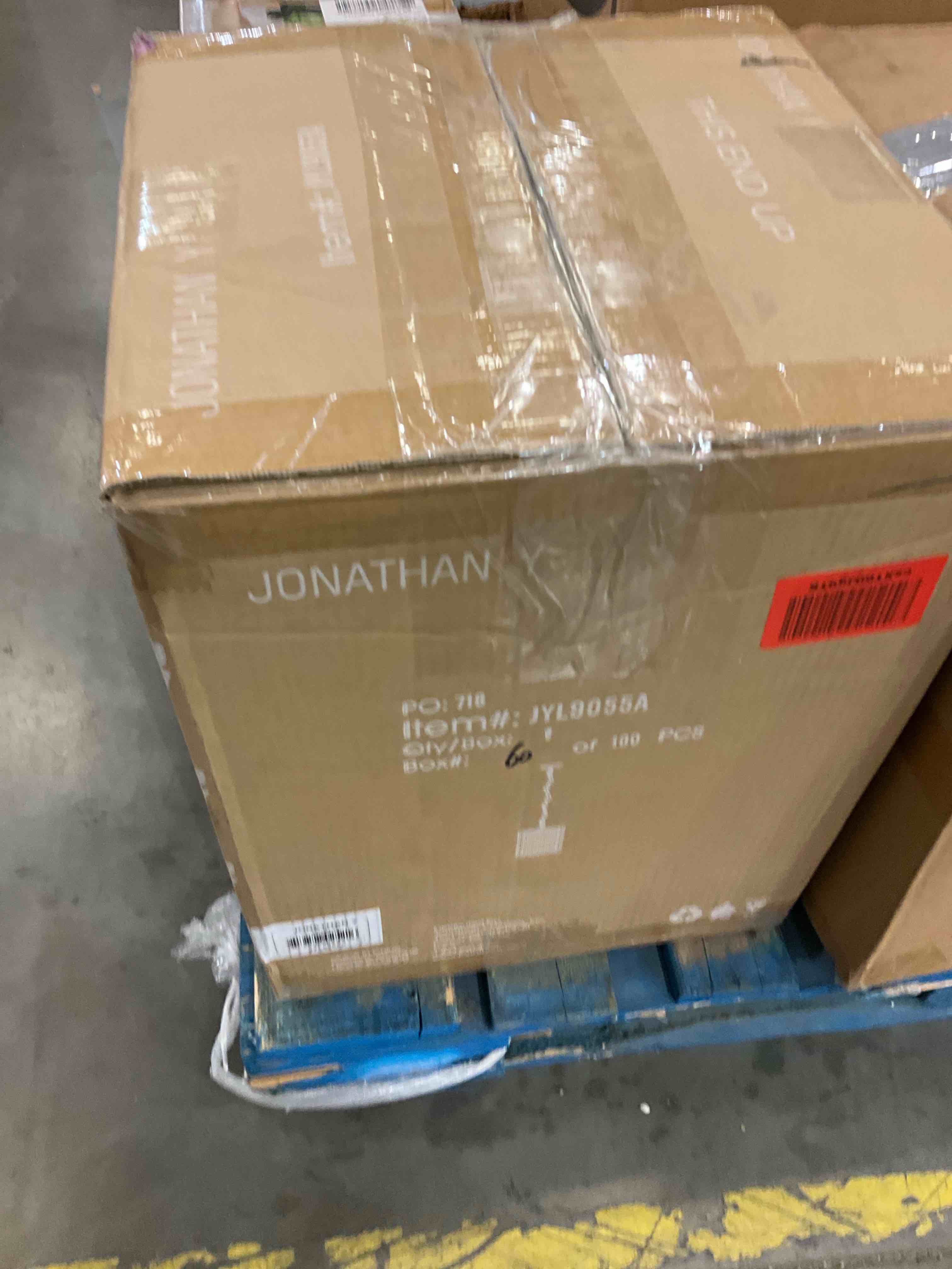 https://s3.amazonaws.com/lotting-images-prod/bidfta/EXS00503466_1701972293142.jpeg