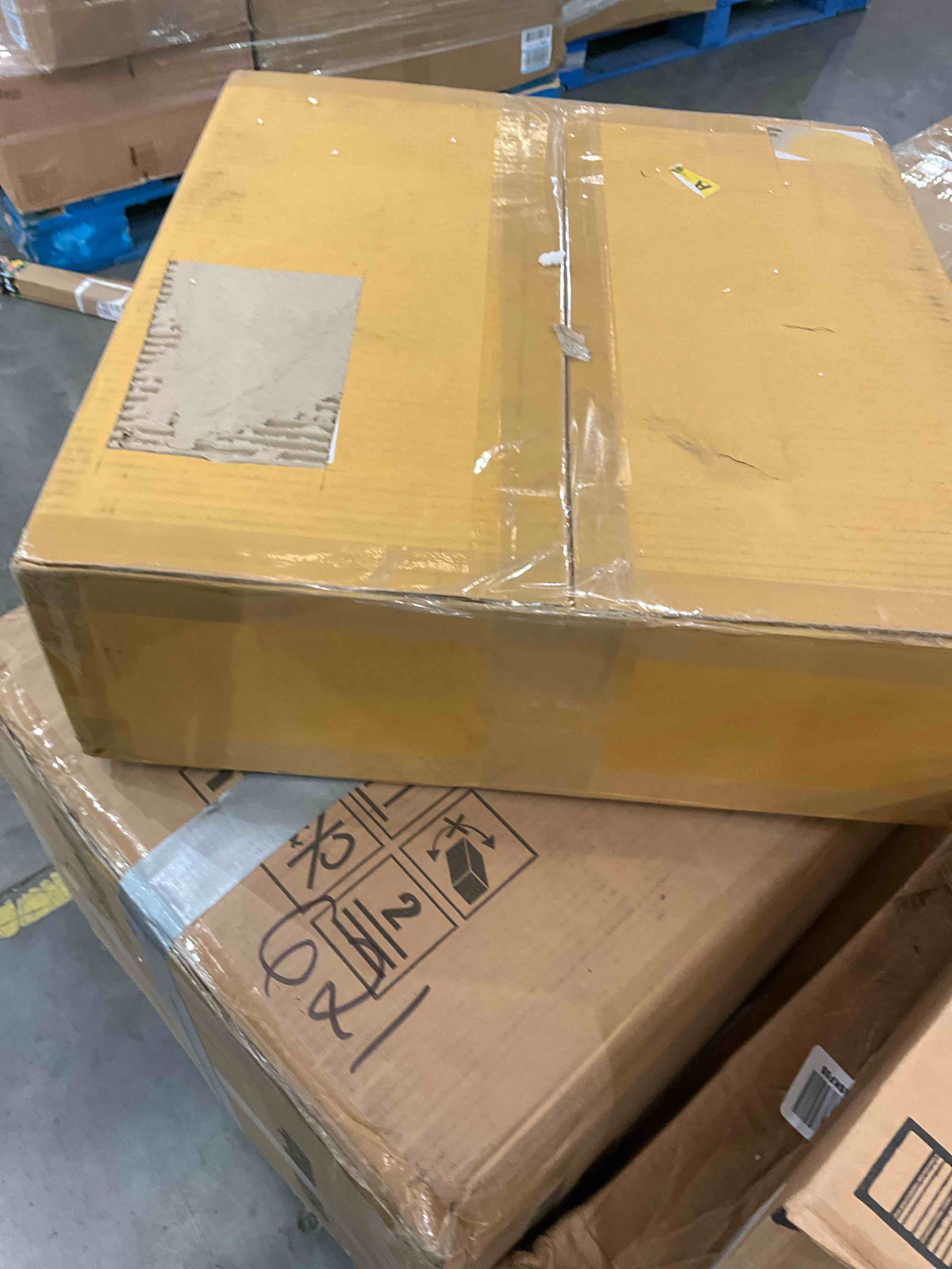 https://s3.amazonaws.com/lotting-images-prod/bidfta/EXS00503467_1701972381440.jpeg