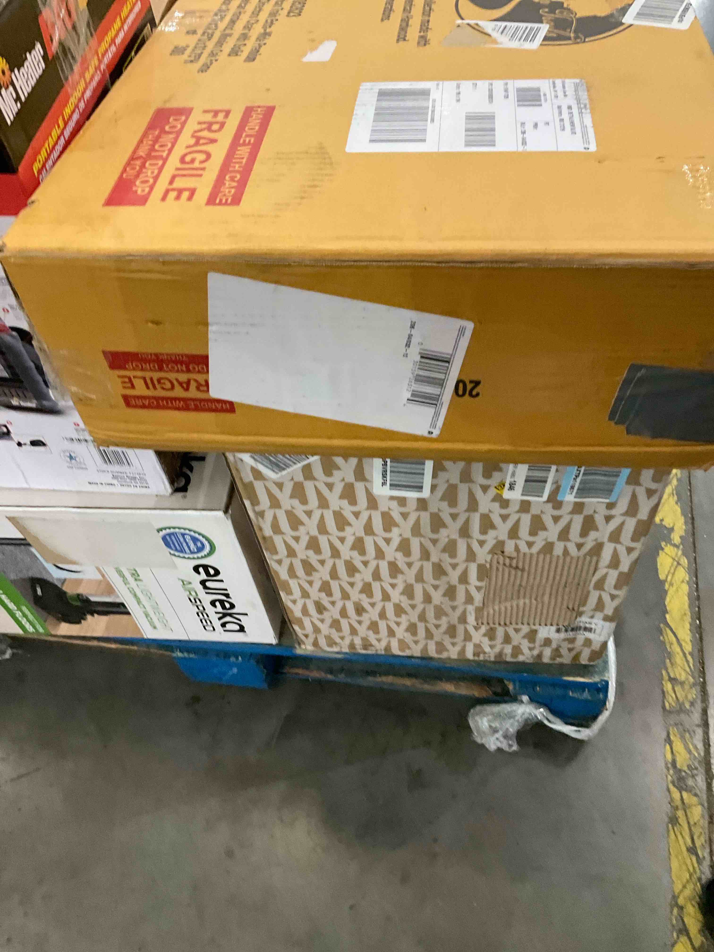 https://s3.amazonaws.com/lotting-images-prod/bidfta/EXS00503469_1701972579227.jpeg