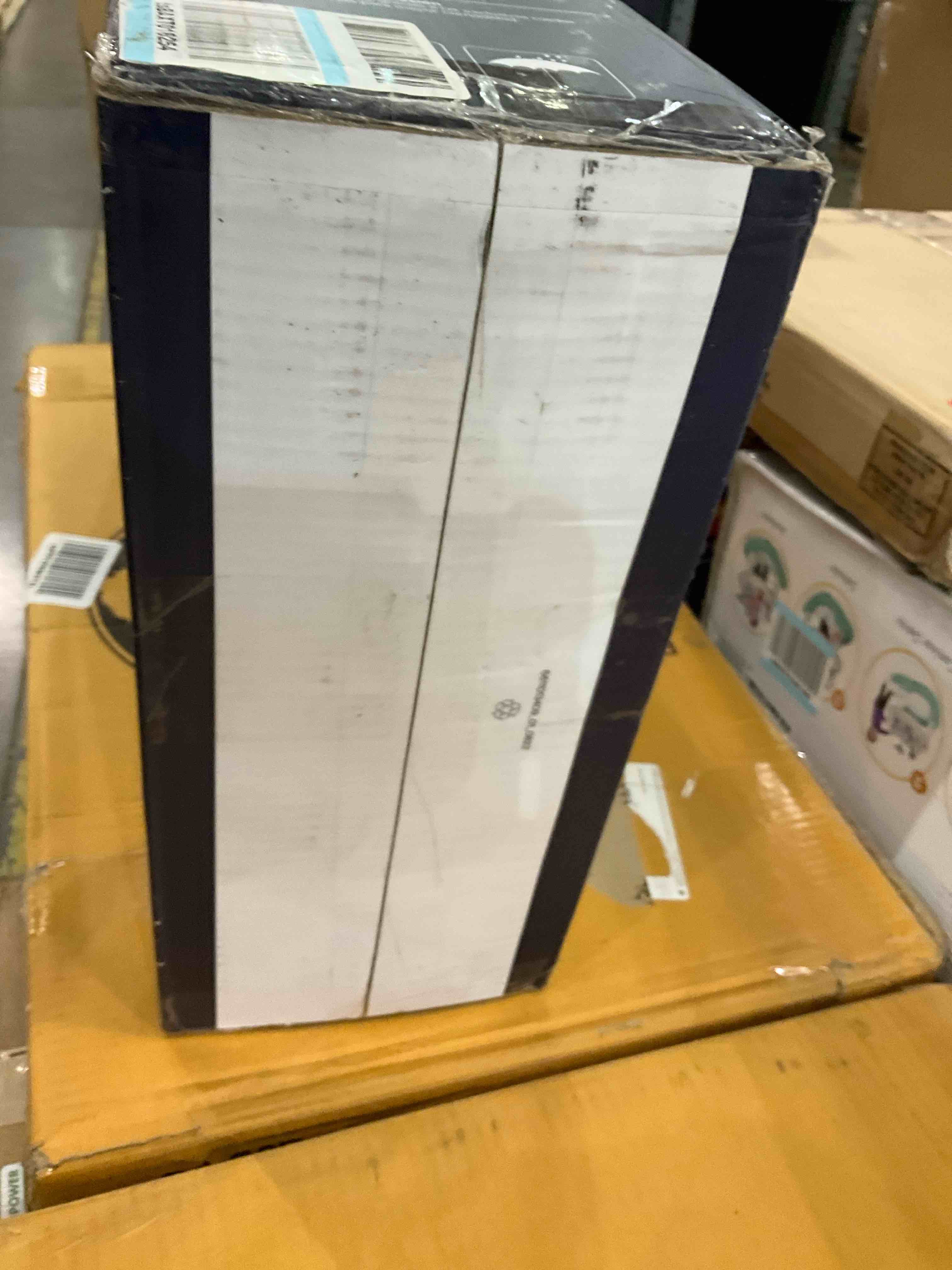 https://s3.amazonaws.com/lotting-images-prod/bidfta/EXS00503473_1701972962892.jpeg