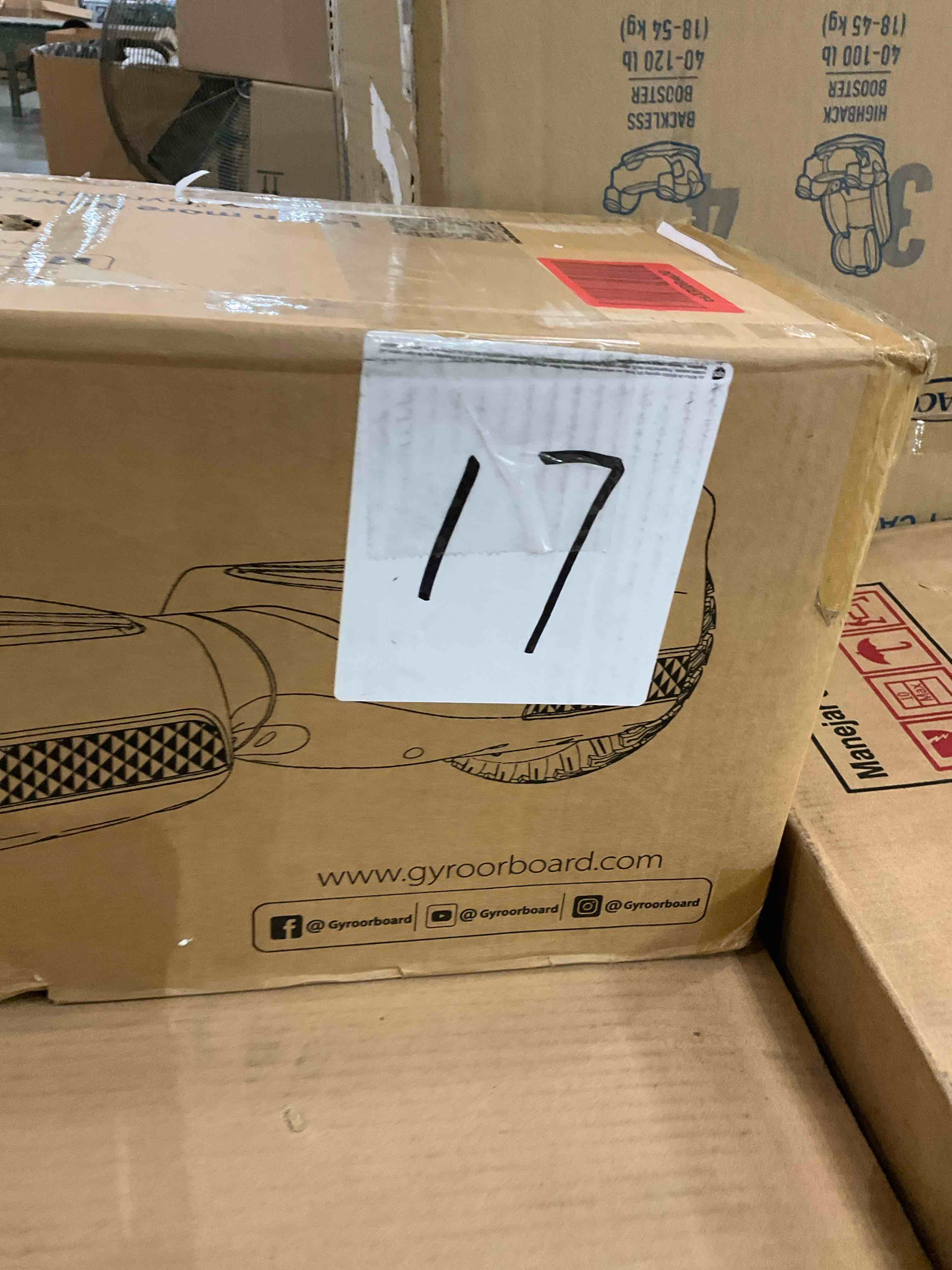 https://s3.amazonaws.com/lotting-images-prod/bidfta/EXS00503478_1701973610372.jpeg