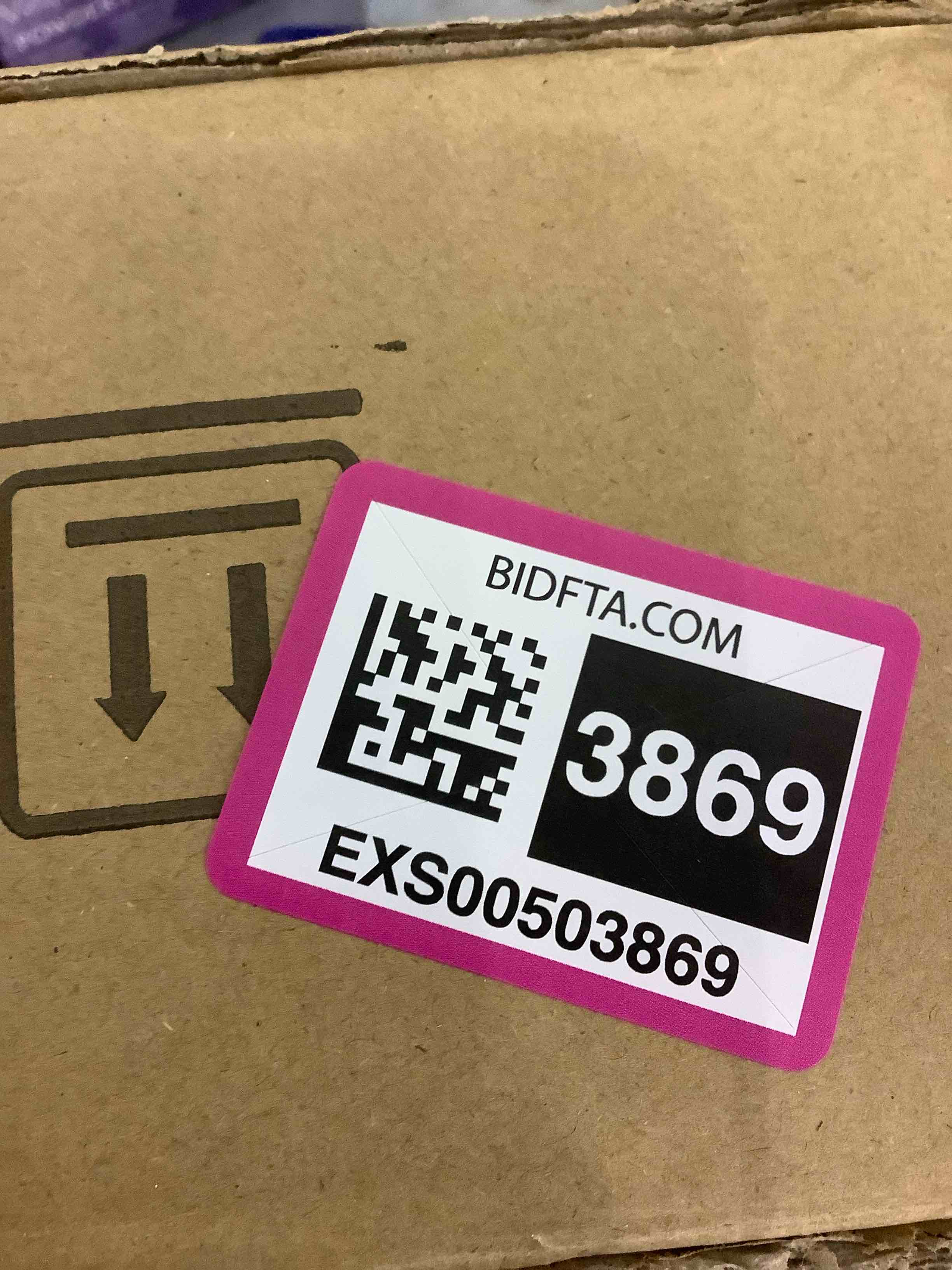 https://s3.amazonaws.com/lotting-images-prod/bidfta/EXS00503869_1698233908956.jpeg