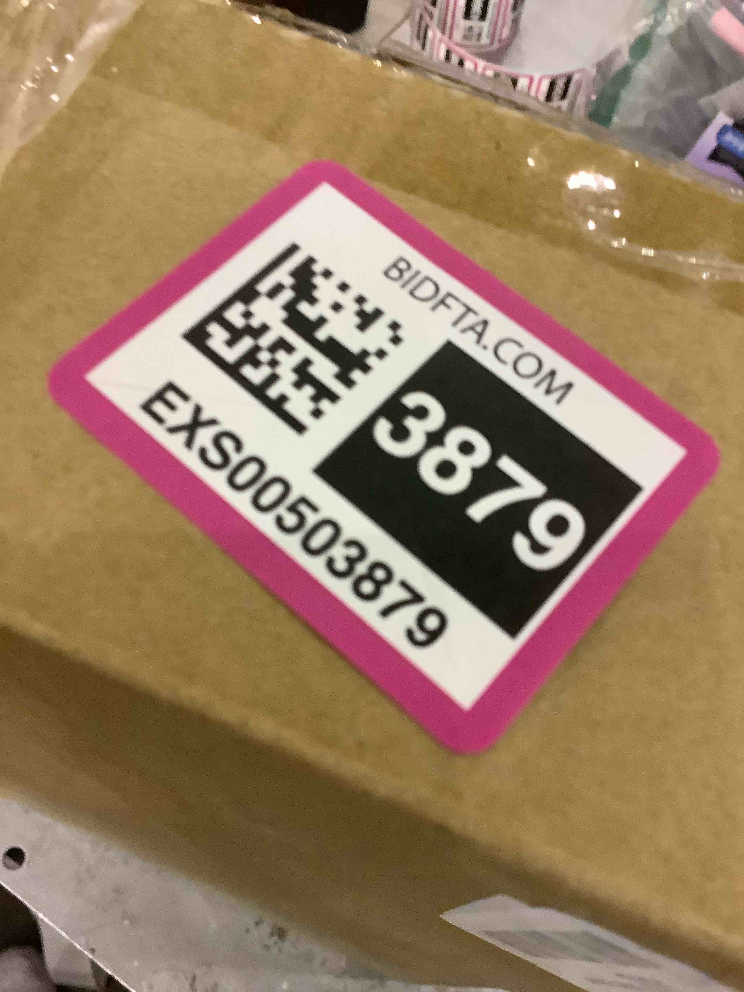 https://s3.amazonaws.com/lotting-images-prod/bidfta/EXS00503879_1698235106926.jpeg