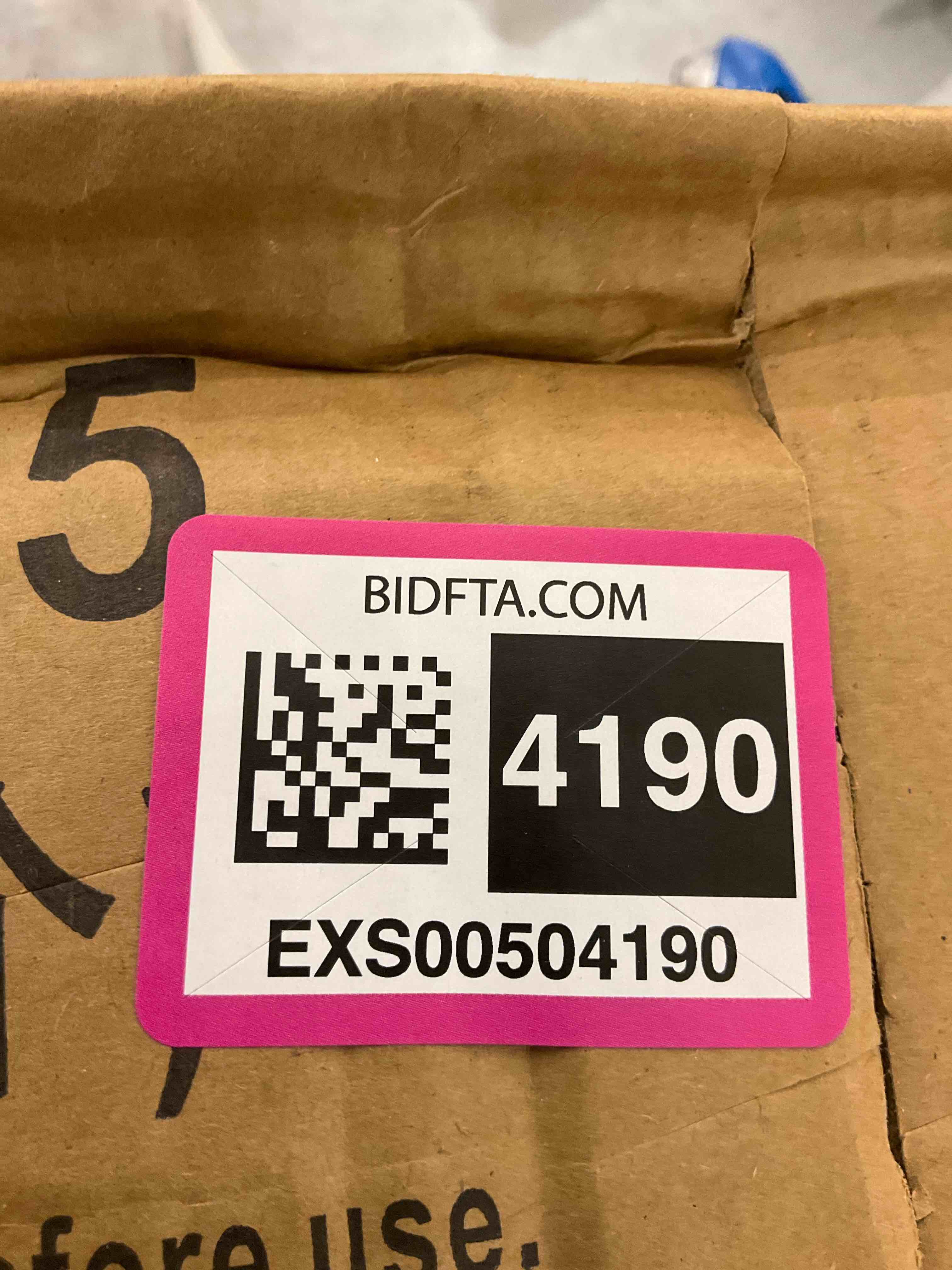 https://s3.amazonaws.com/lotting-images-prod/bidfta/EXS00504190_1698085508895.jpeg
