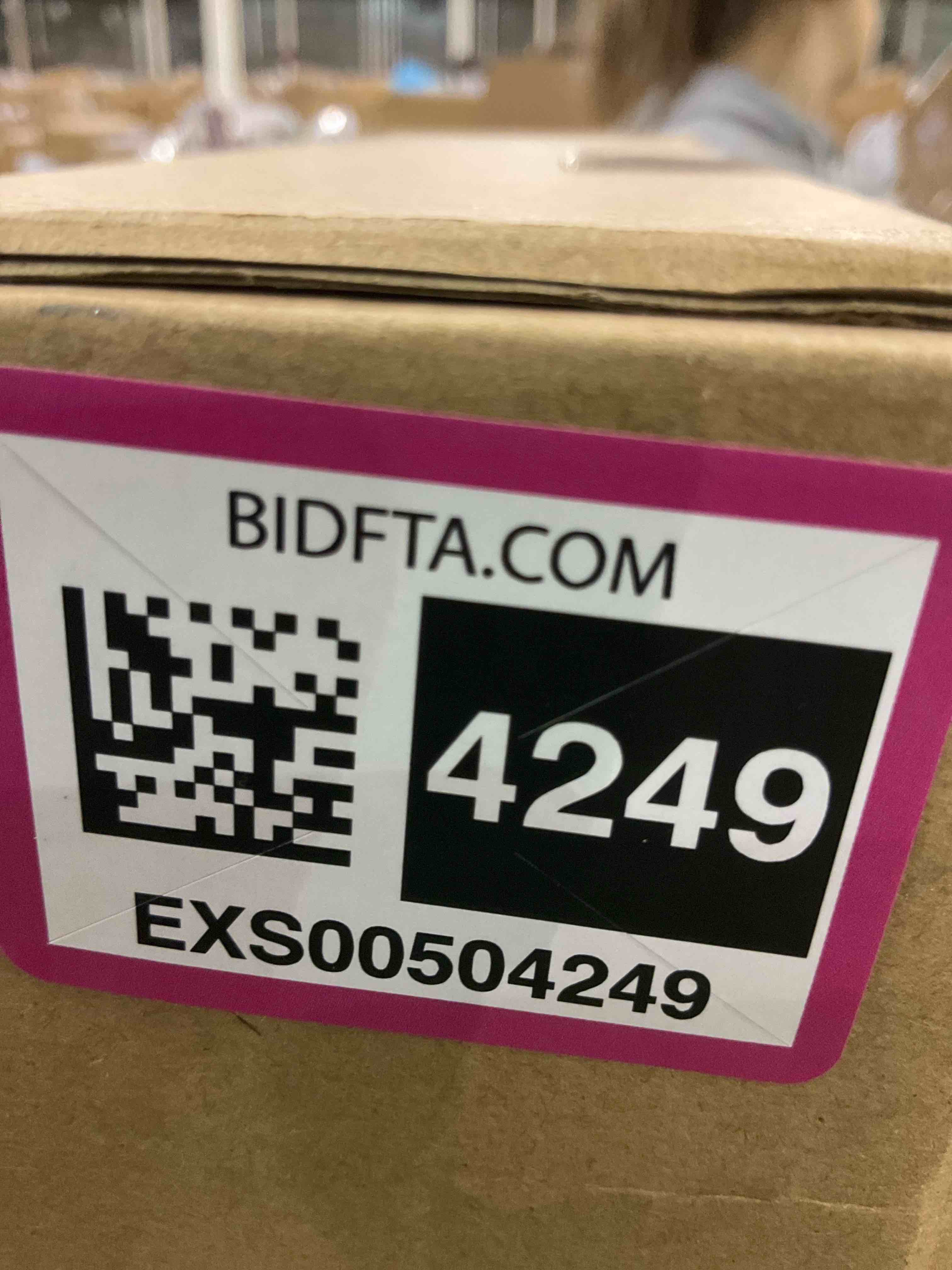 https://s3.amazonaws.com/lotting-images-prod/bidfta/EXS00504249_1698155252473.jpeg