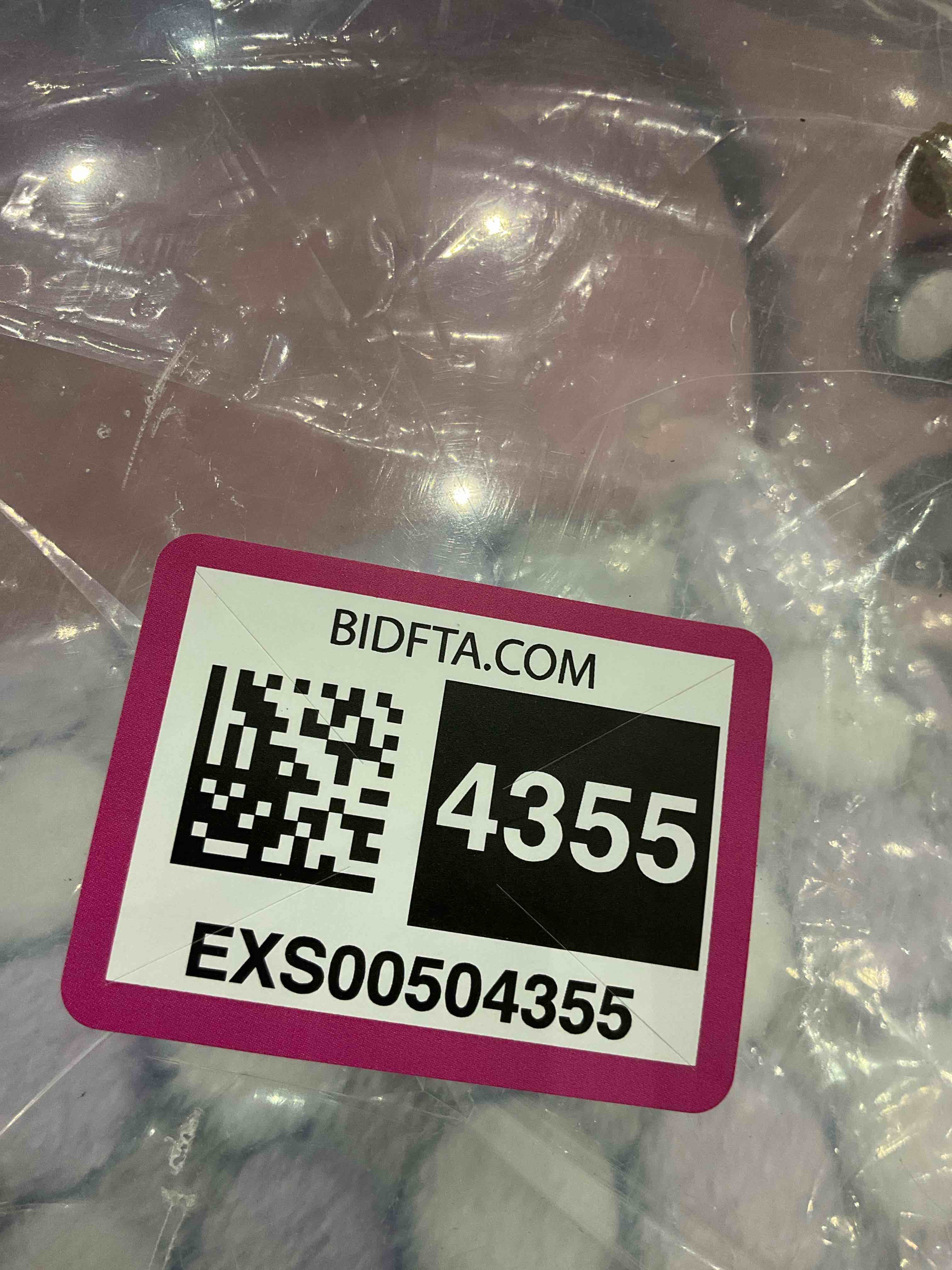 https://s3.amazonaws.com/lotting-images-prod/bidfta/EXS00504355_1698235150670.jpeg