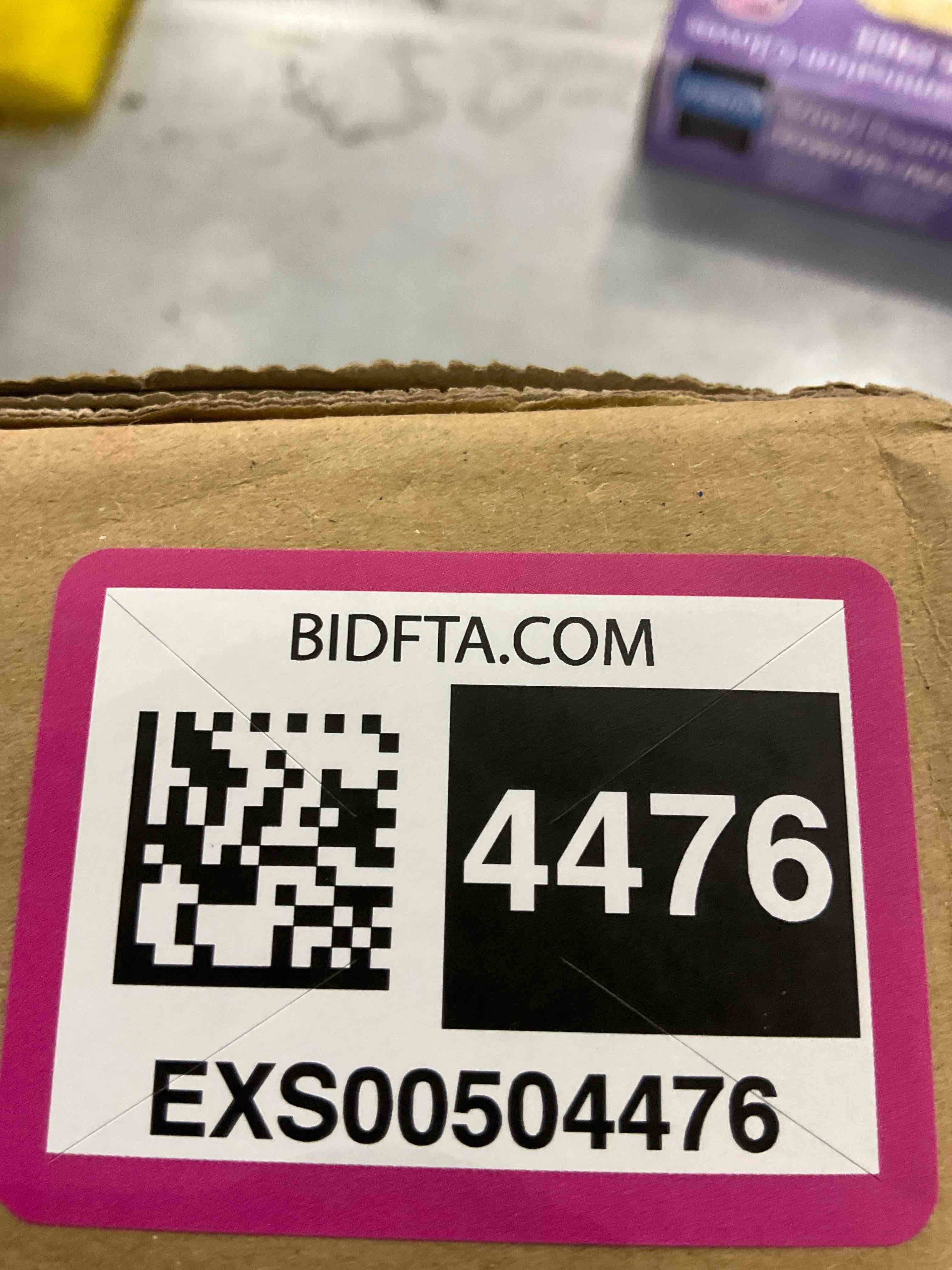 https://s3.amazonaws.com/lotting-images-prod/bidfta/EXS00504476_1698328643963.jpeg