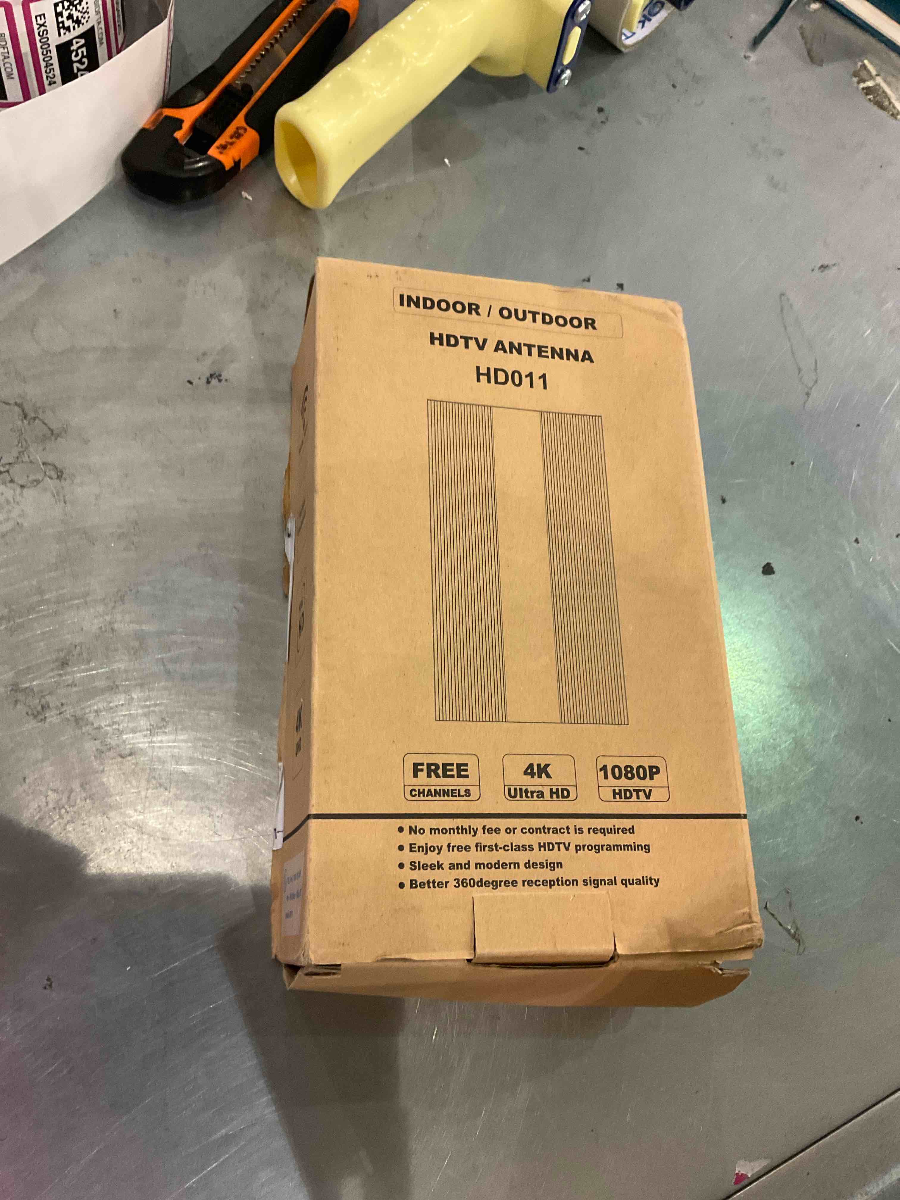 https://s3.amazonaws.com/lotting-images-prod/bidfta/EXS00504516_1698060451053.jpeg