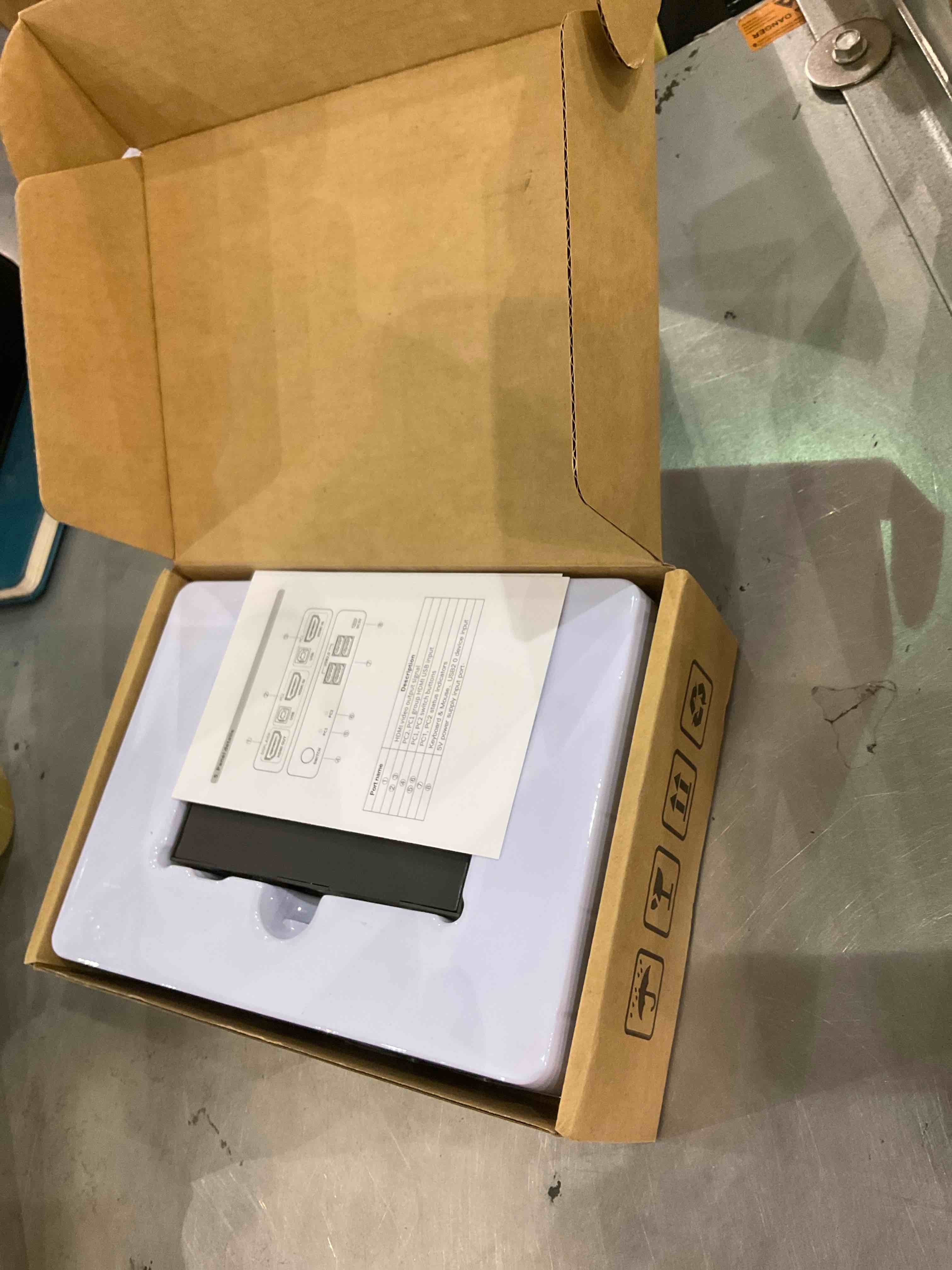 https://s3.amazonaws.com/lotting-images-prod/bidfta/EXS00504754_1698149559999.jpeg