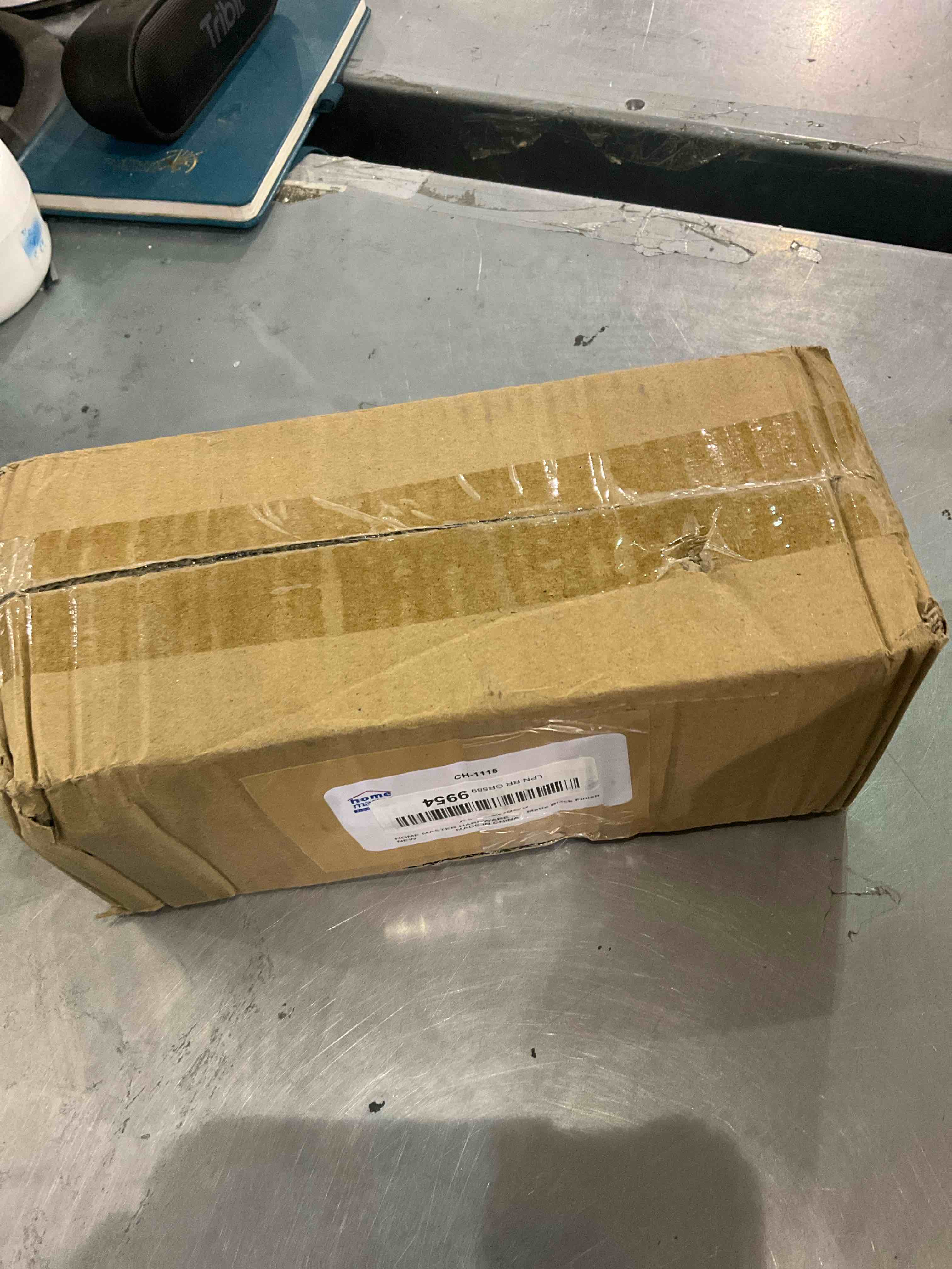 https://s3.amazonaws.com/lotting-images-prod/bidfta/EXS00504967_1698233377648.jpeg