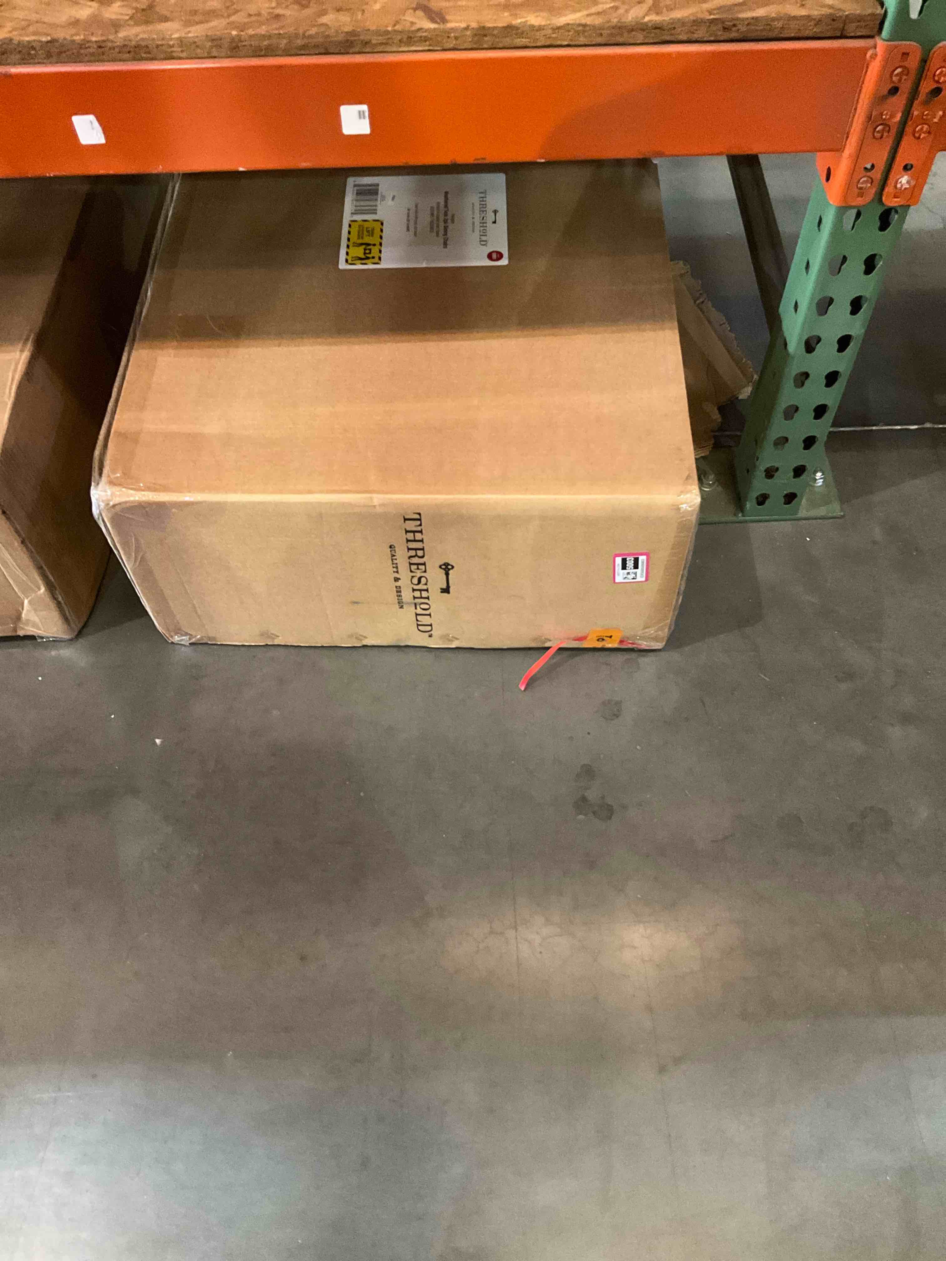 https://s3.amazonaws.com/lotting-images-prod/bidfta/EXS00505003_1698072564356.jpeg