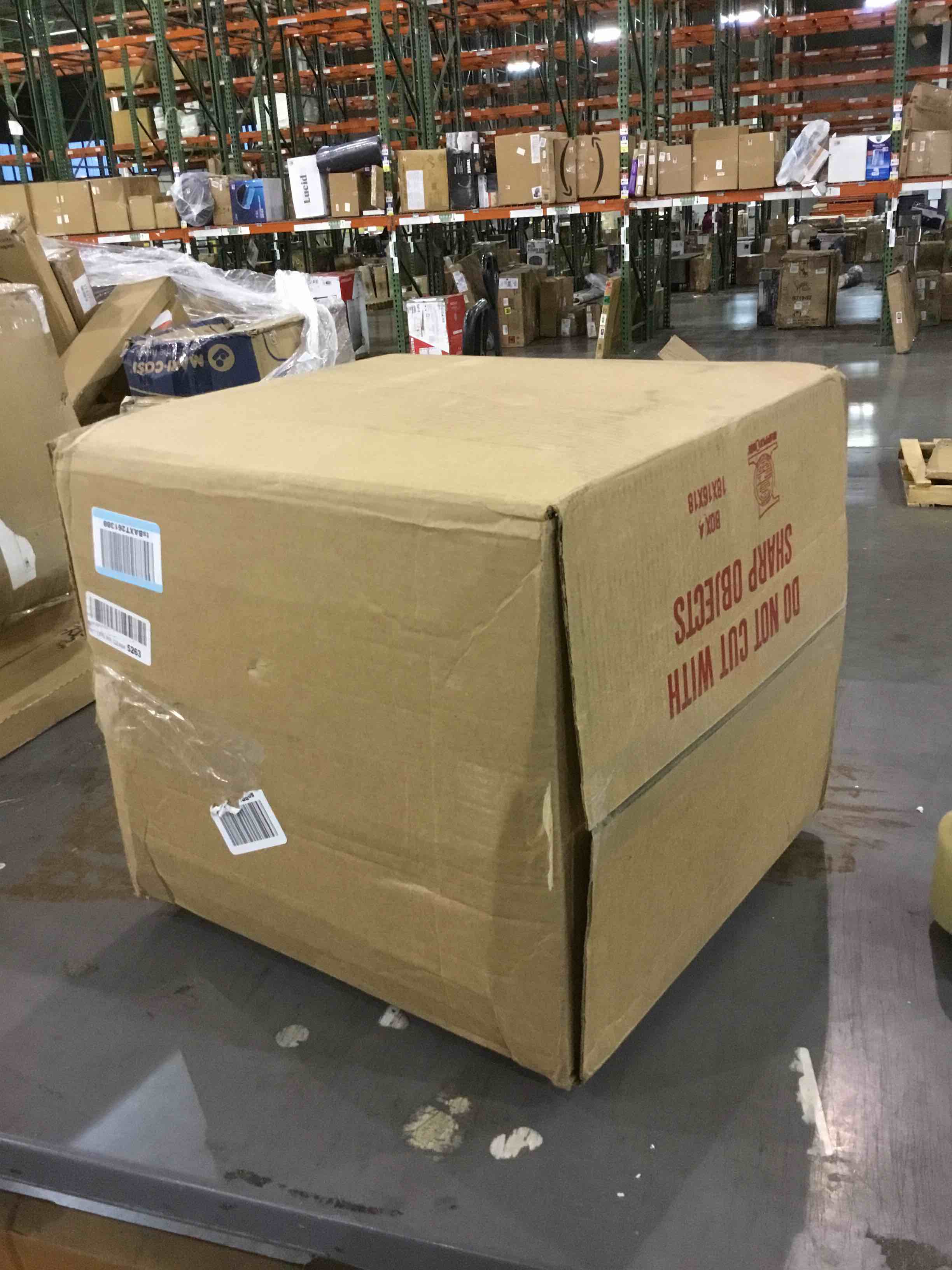 https://s3.amazonaws.com/lotting-images-prod/bidfta/EXS00505378_1698668335223.jpeg