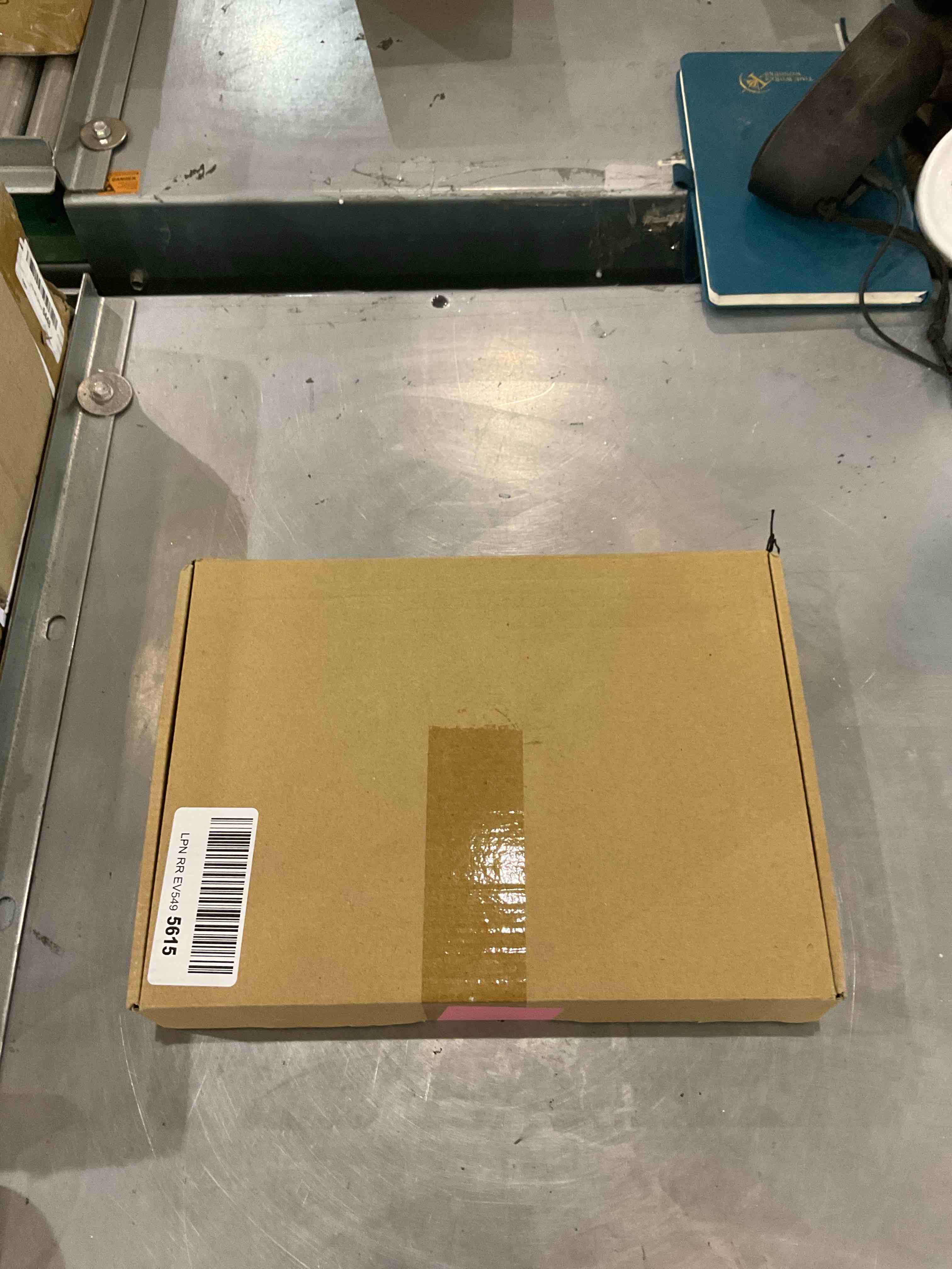https://s3.amazonaws.com/lotting-images-prod/bidfta/EXS00506438_1698328731994.jpeg