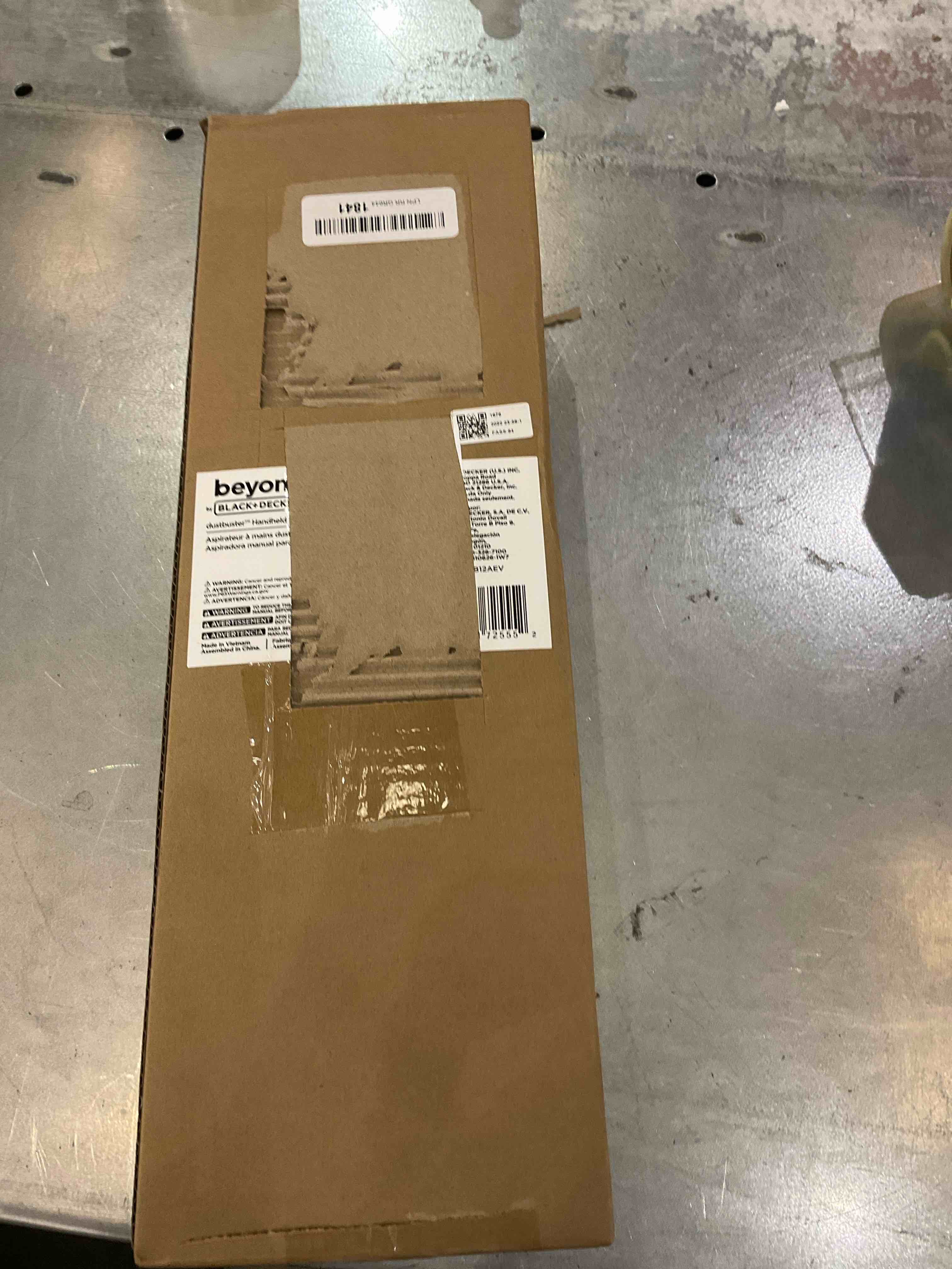 https://s3.amazonaws.com/lotting-images-prod/bidfta/EXS00506642_1698076243529.jpeg