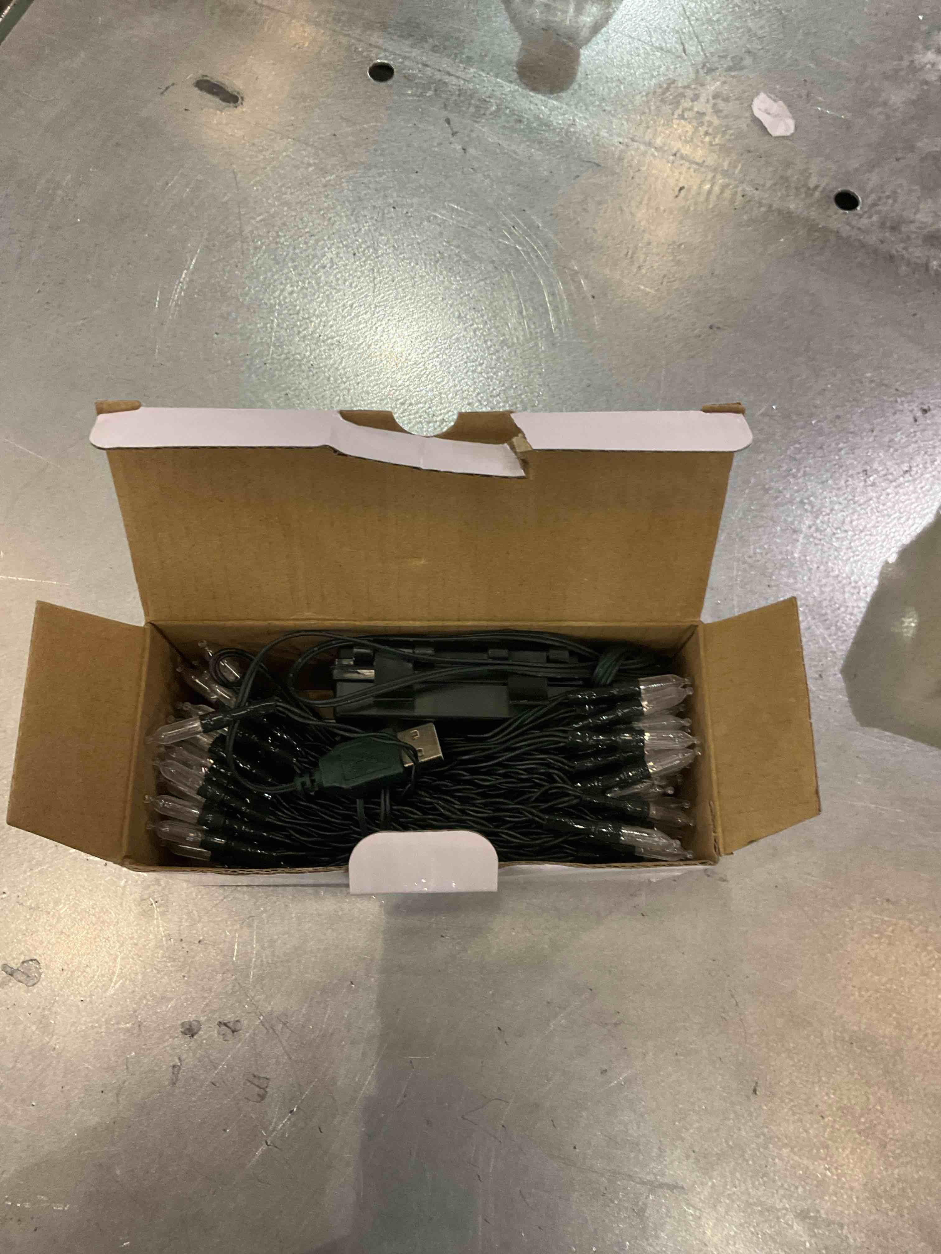 https://s3.amazonaws.com/lotting-images-prod/bidfta/EXS00506841_1698161154943.jpeg